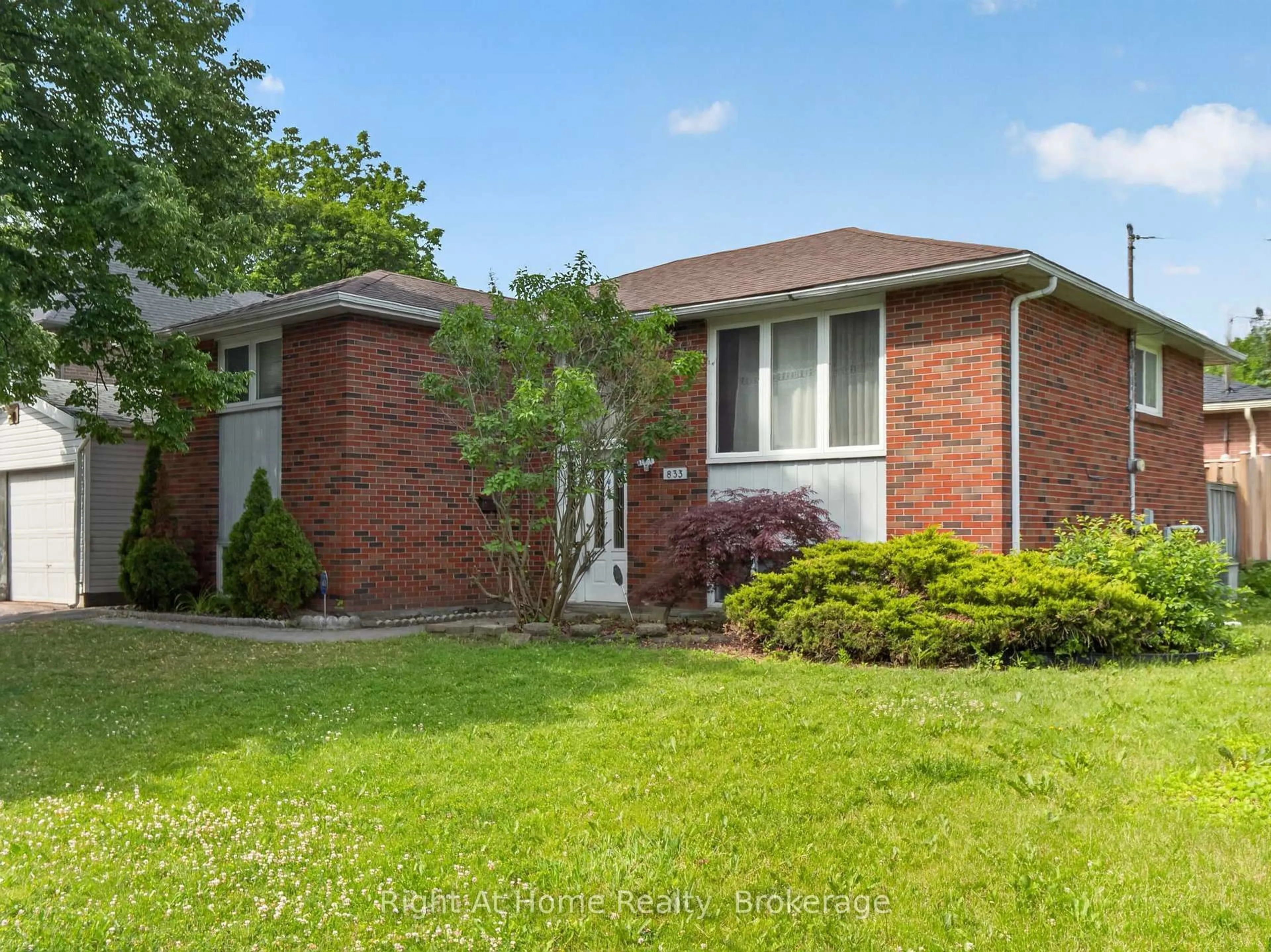 Home with brick exterior material, street for 833 Vicki Dr, Pickering Ontario L1W 2J4