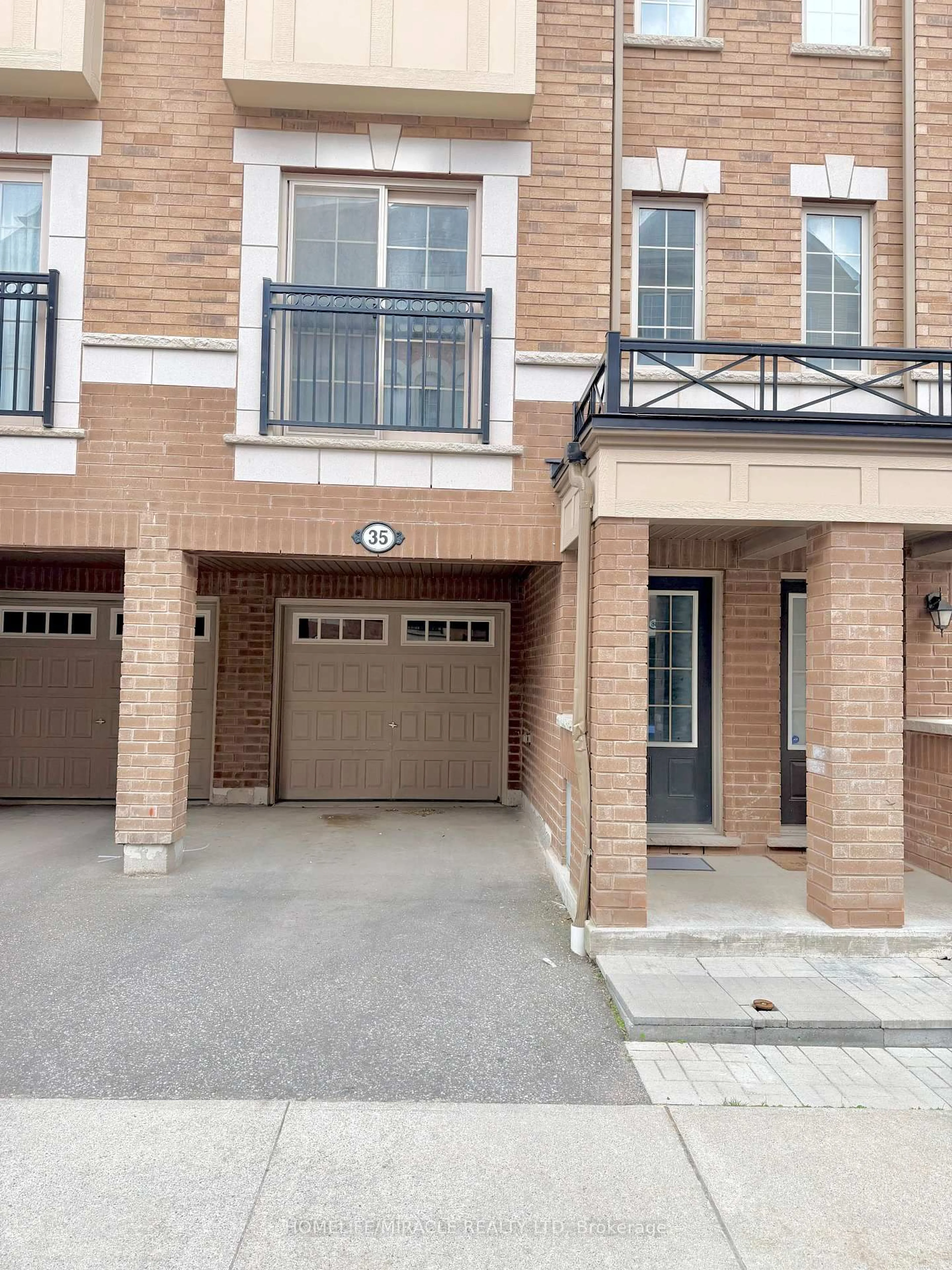 Unknown for 35 Glenstal Path #265, Oshawa Ontario L1L 0L2