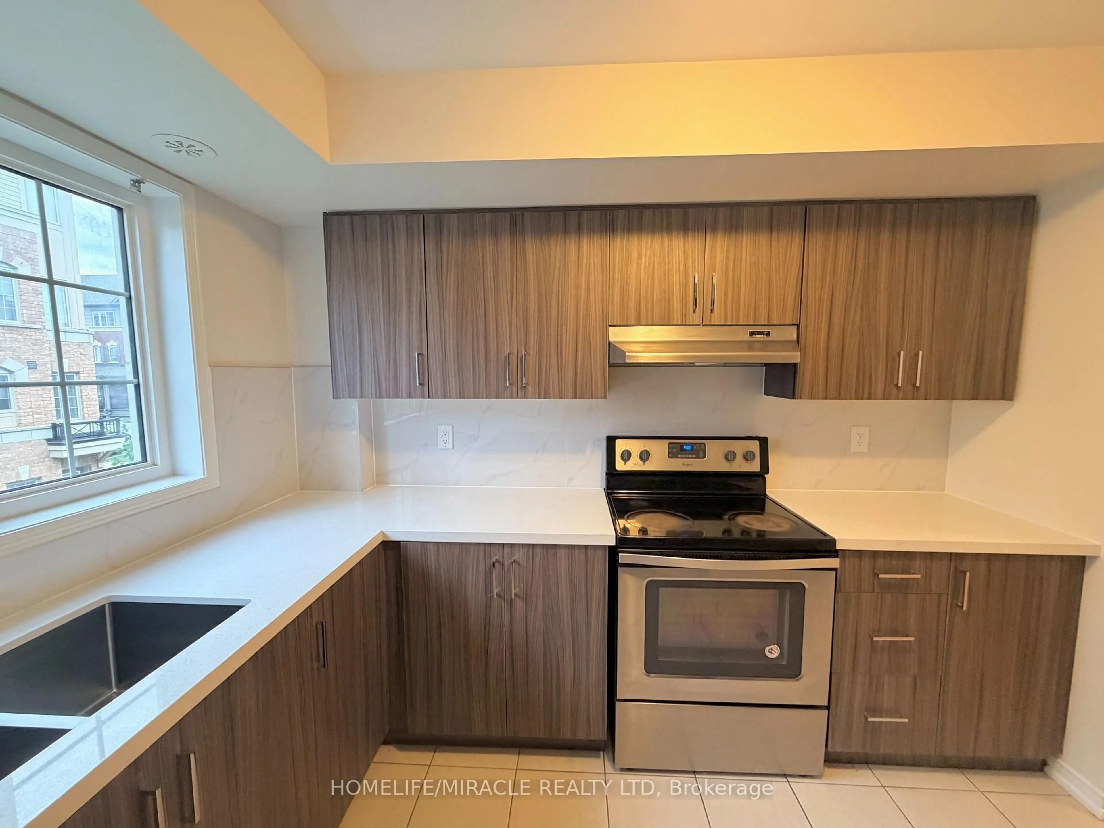 Standard kitchen, unknown for 35 Glenstal Path #265, Oshawa Ontario L1L 0L2