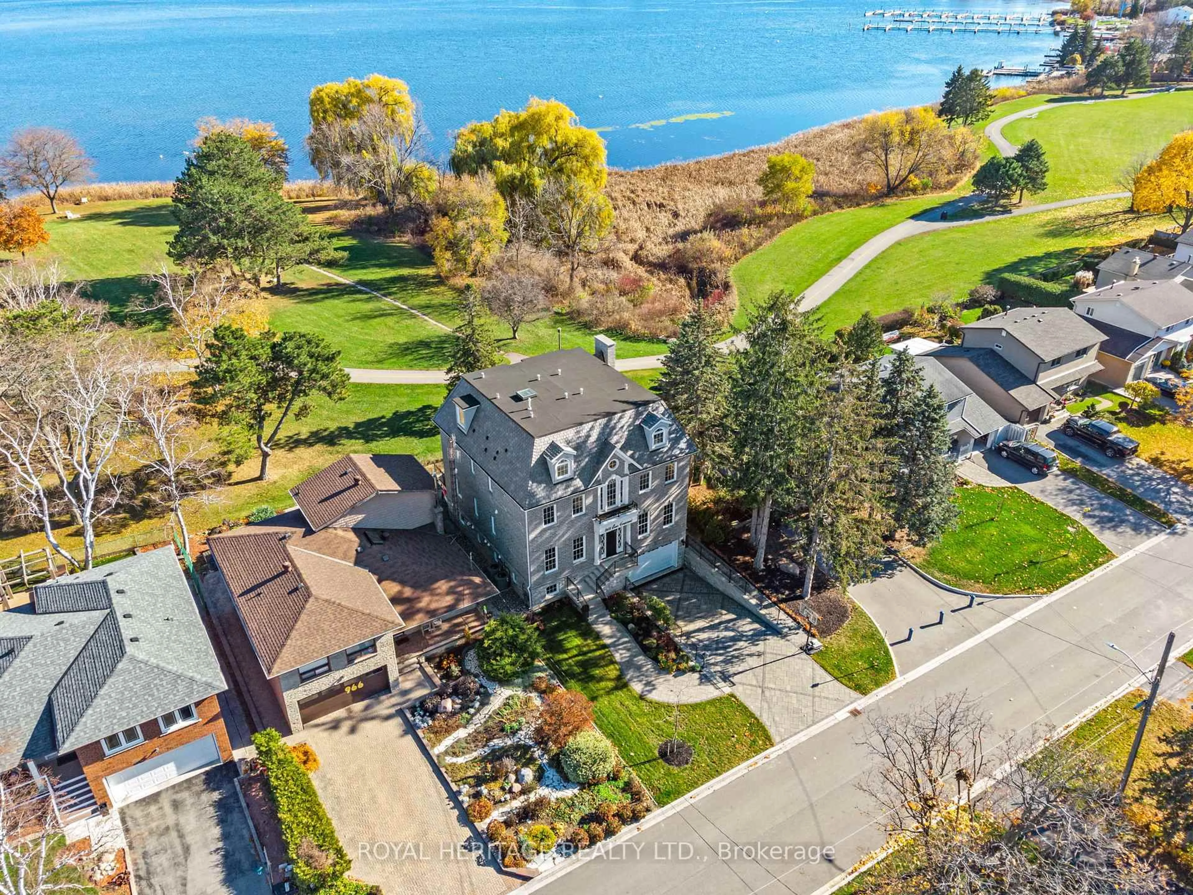 A pic from outside/outdoor area/front of a property/back of a property/a pic from drone, water/lake/river/ocean view for 968 Essa Cres, Pickering Ontario L1W 2J1