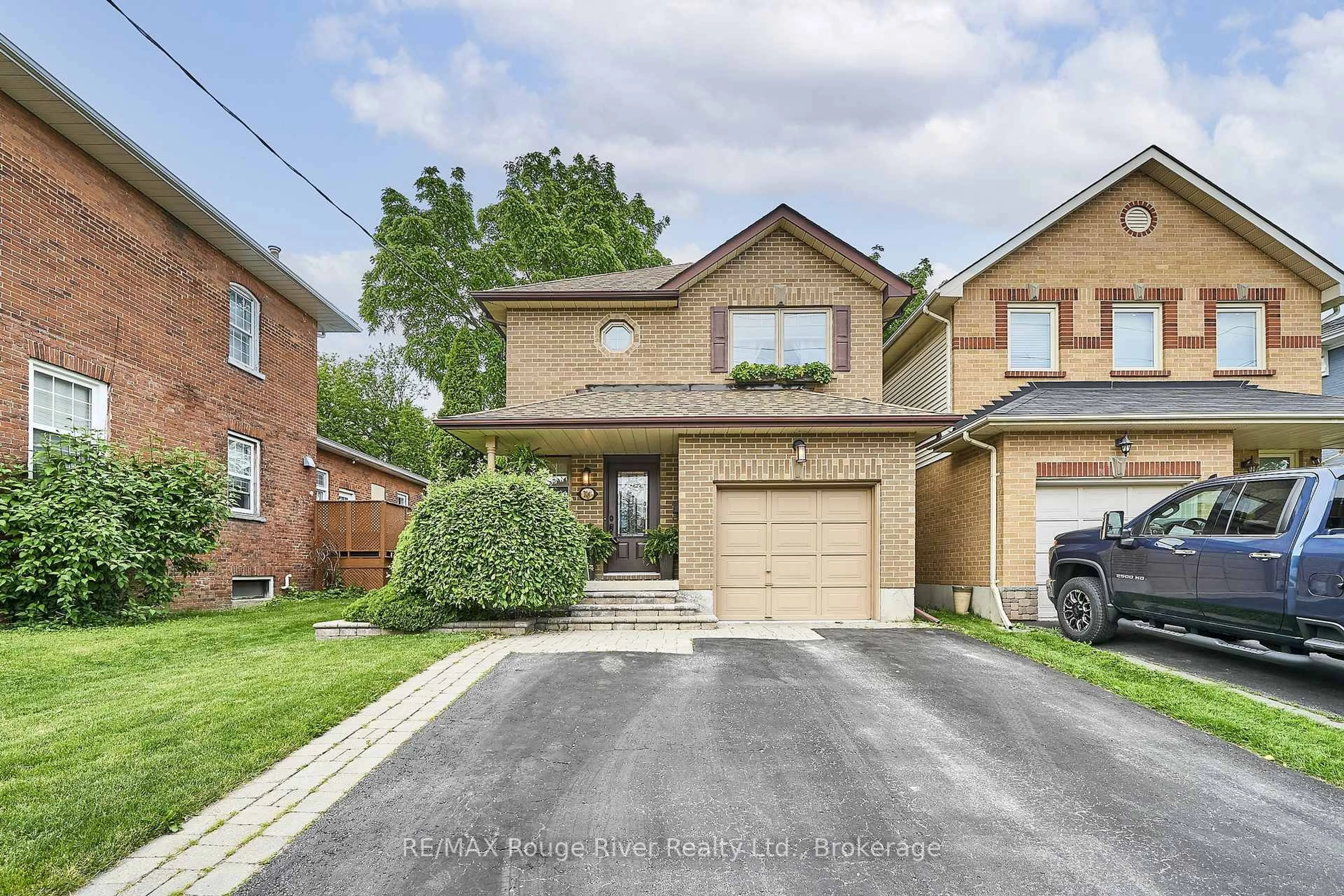 Home with brick exterior material, street for 100 Queen St, Clarington Ontario L1C 1M6