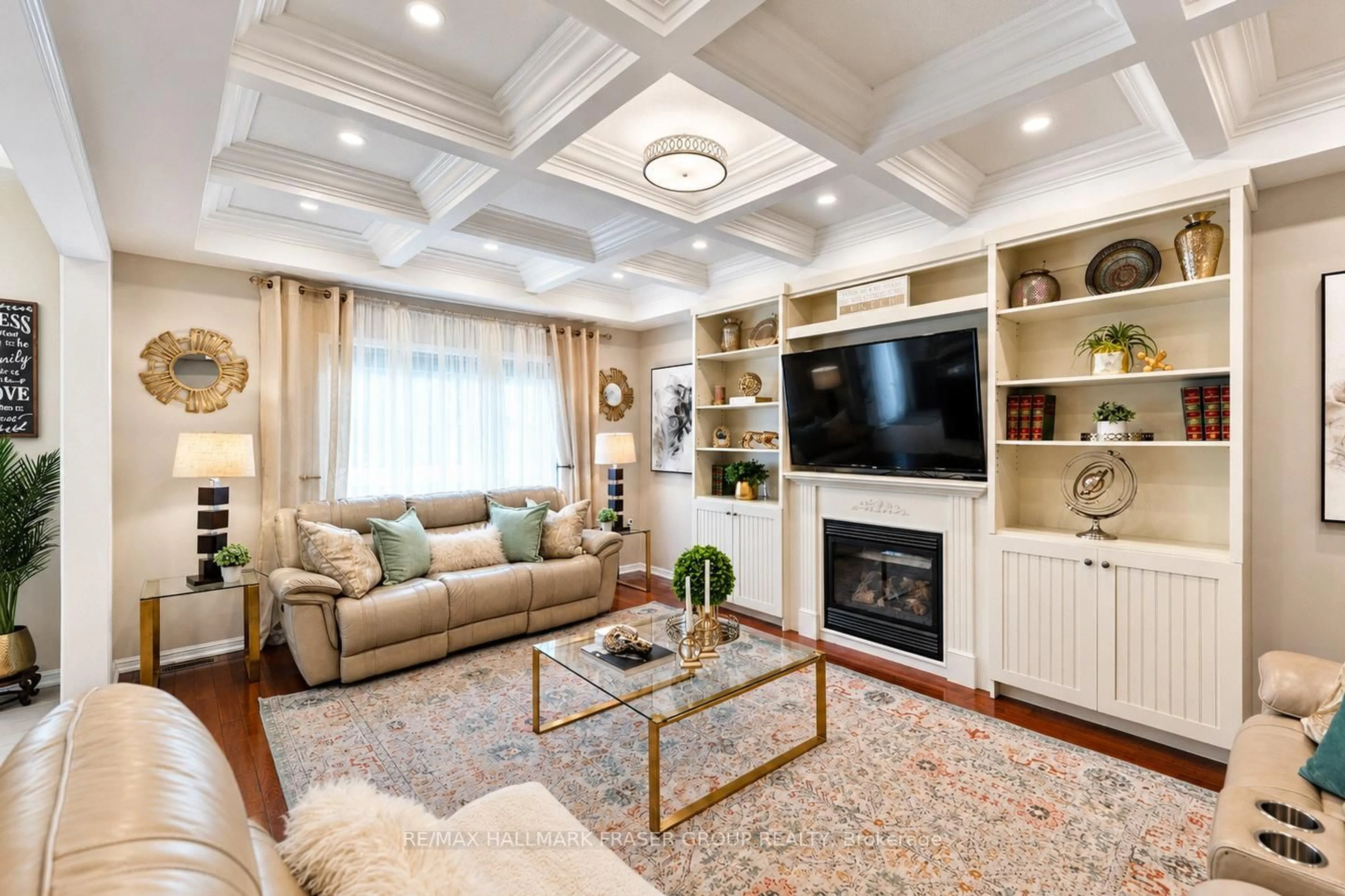 Living room with furniture, unknown for 1571 Quail Run Dr, Oshawa Ontario L1K 0E1