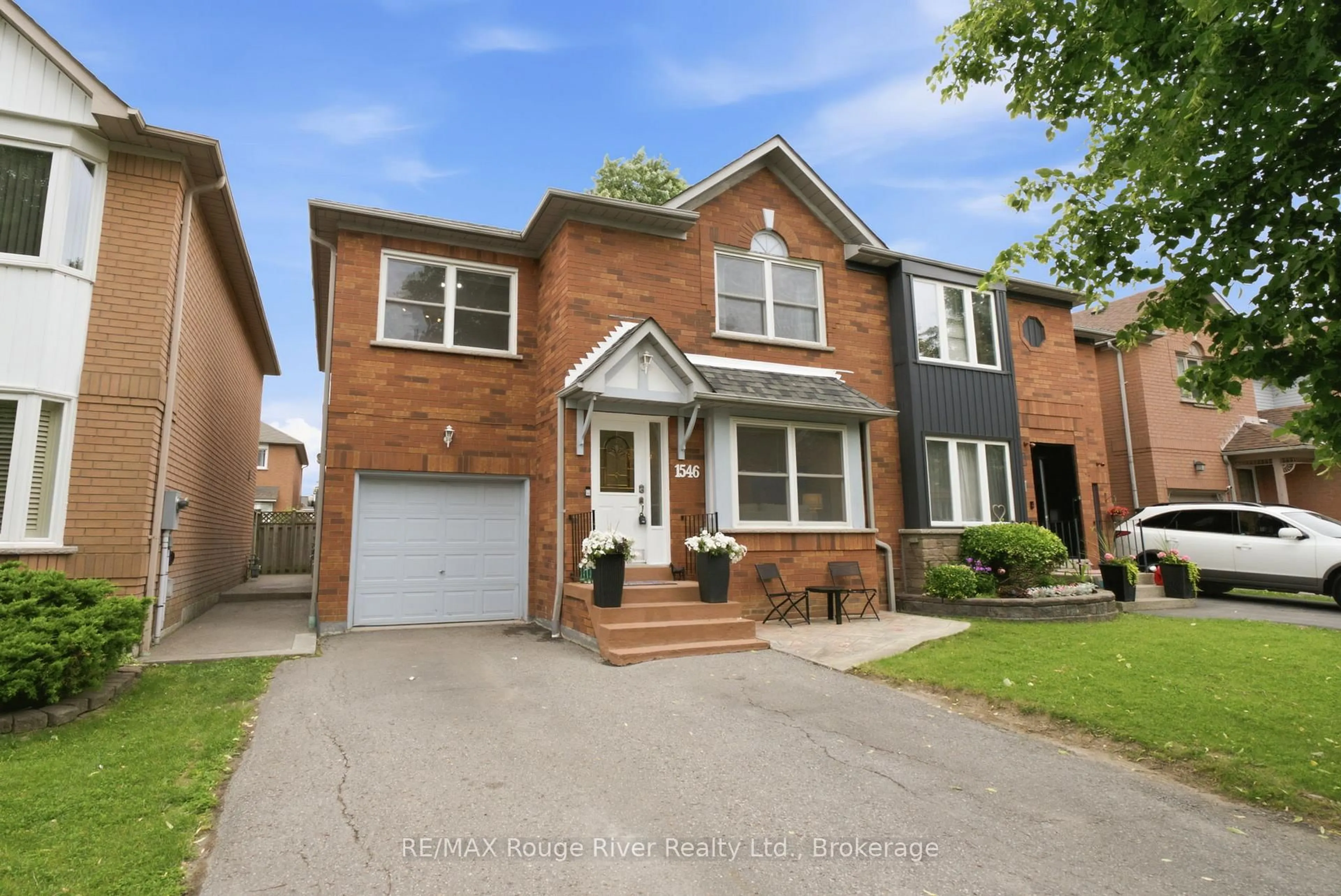 Home with brick exterior material, street for 1546 Village St, Pickering Ontario L1V 4V9