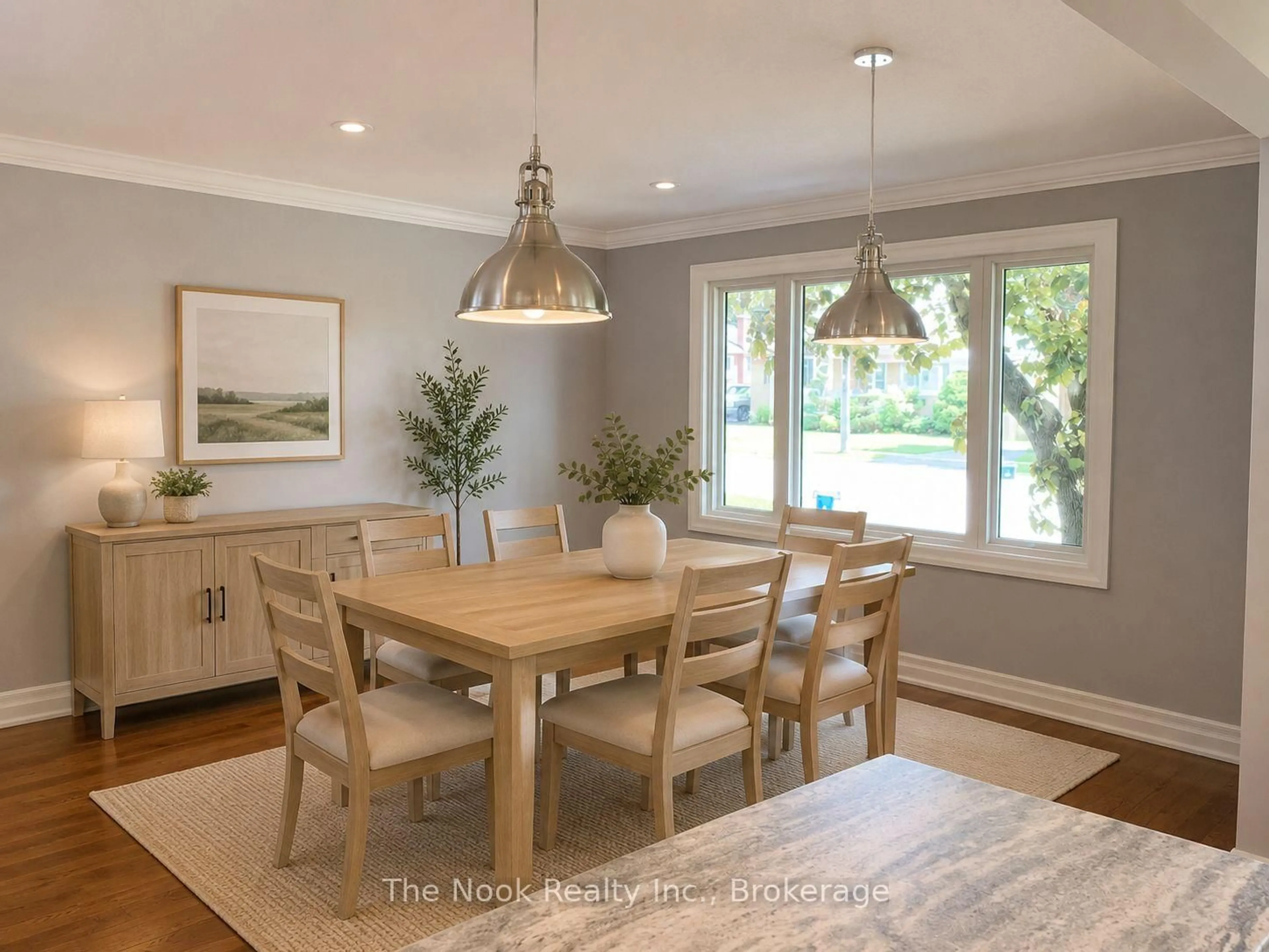 Dining room, wood/laminate floor for 288 Cadillac Ave, Oshawa Ontario L1H 5Z8