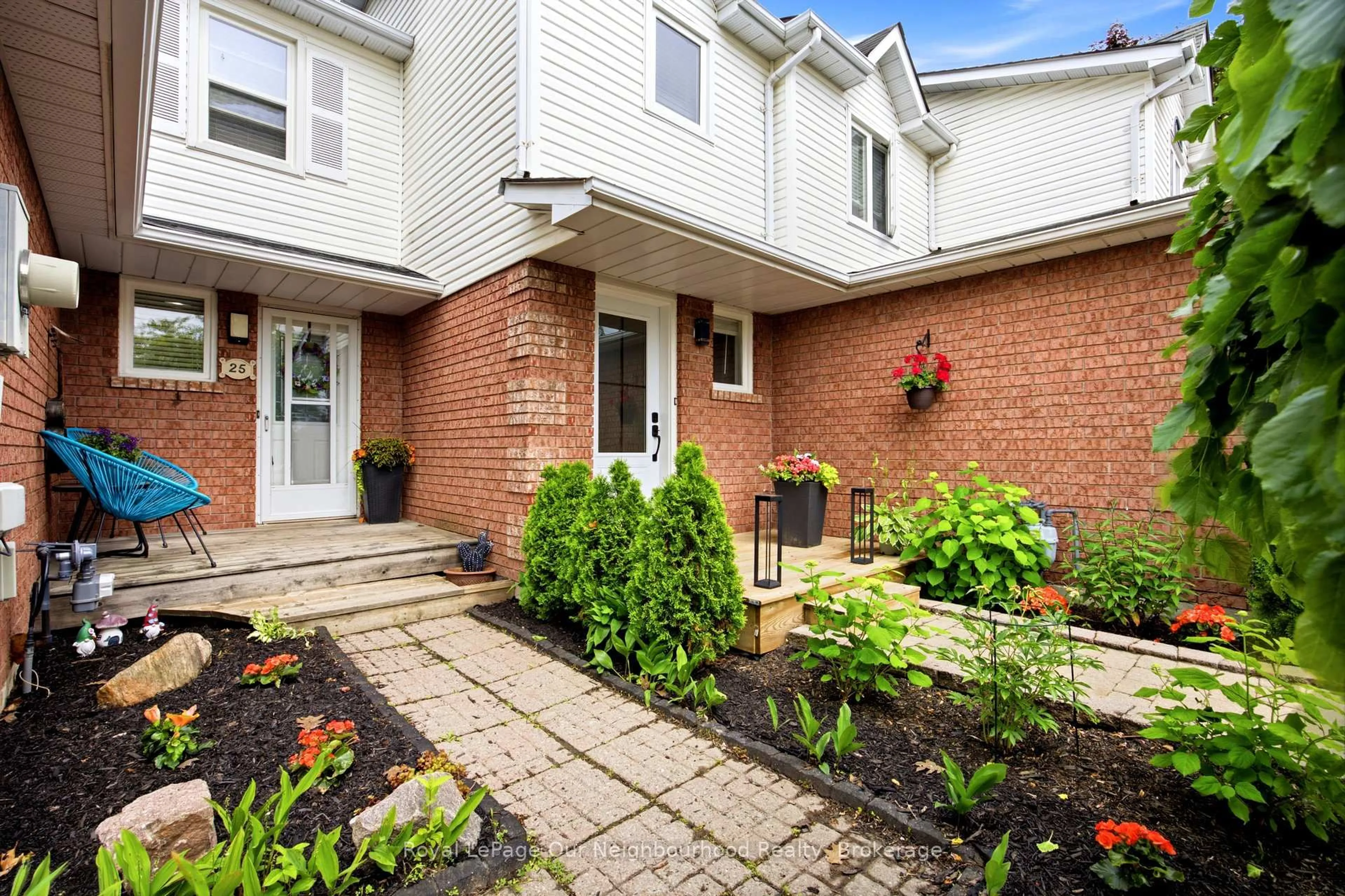 Unknown for 25 Hanning Crt, Clarington Ontario L1C 4R3