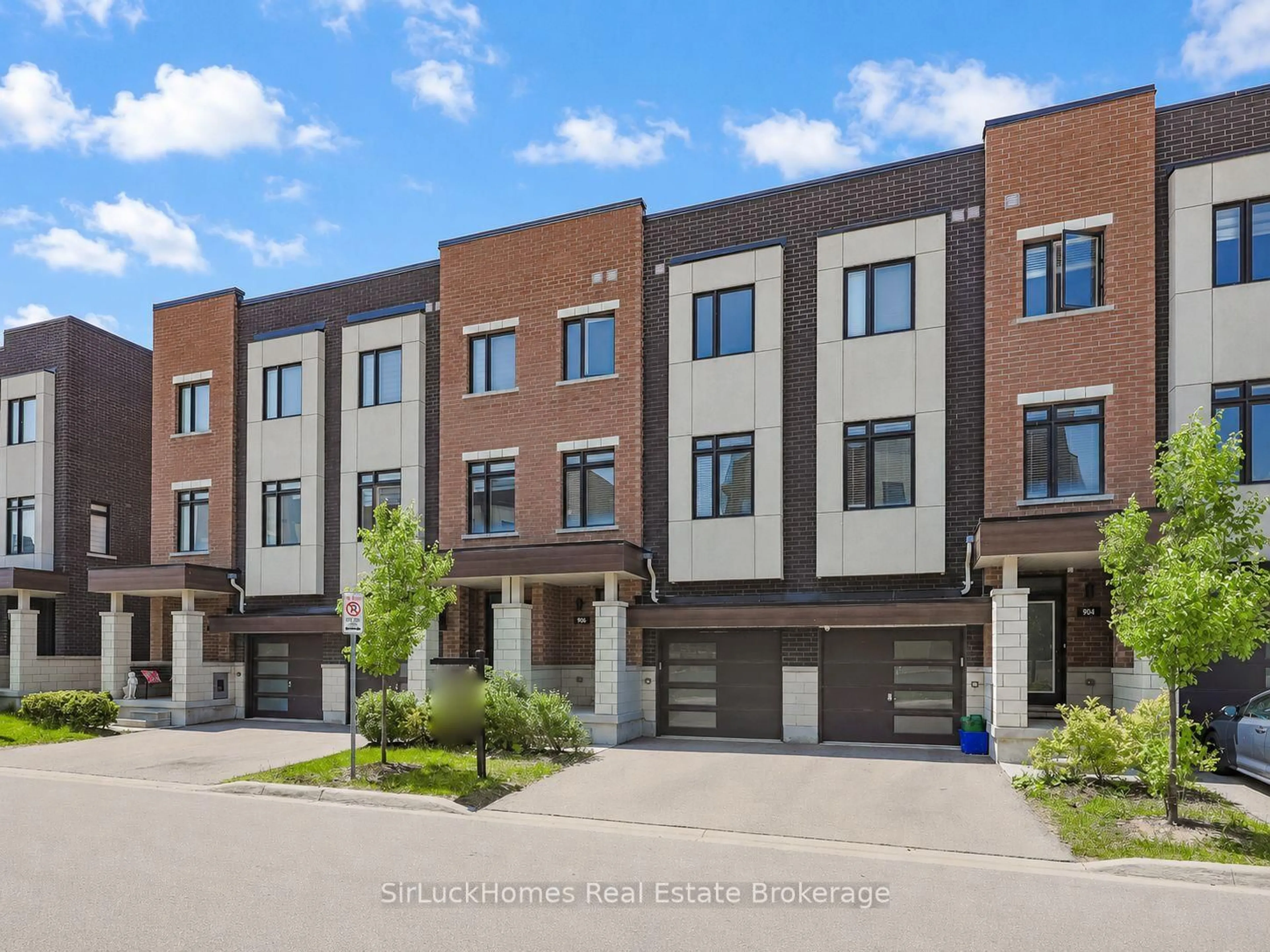 Home with brick exterior material, street for 906 Kicking Horse Path, Oshawa Ontario L1J 0B4