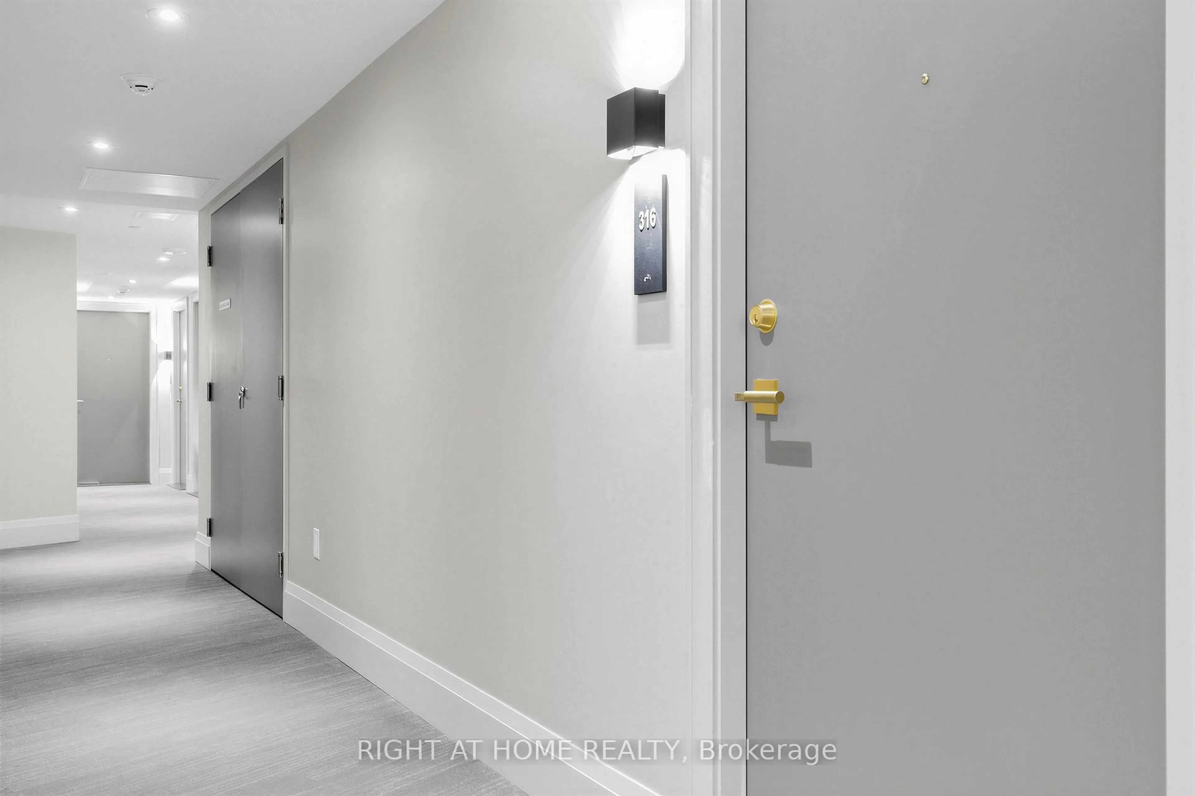 Unknown for 2 Manderley Dr #316, Toronto Ontario M1N 0C7
