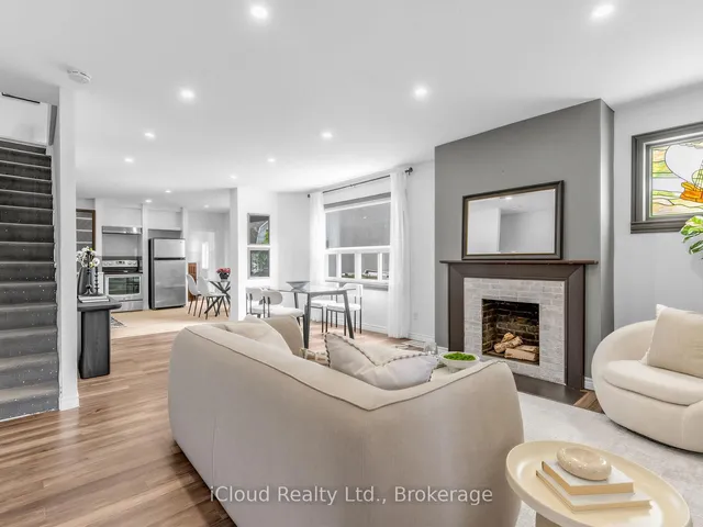 1303 Woodbine Ave, Toronto 3