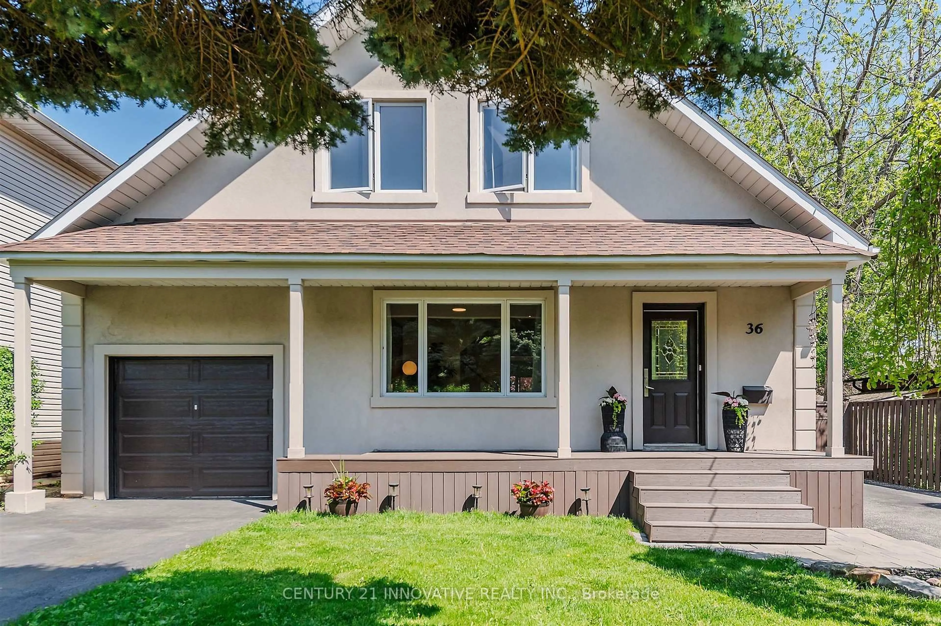 Home with vinyl exterior material, street for 36 Martindale Rd, Toronto Ontario M1M 2B7