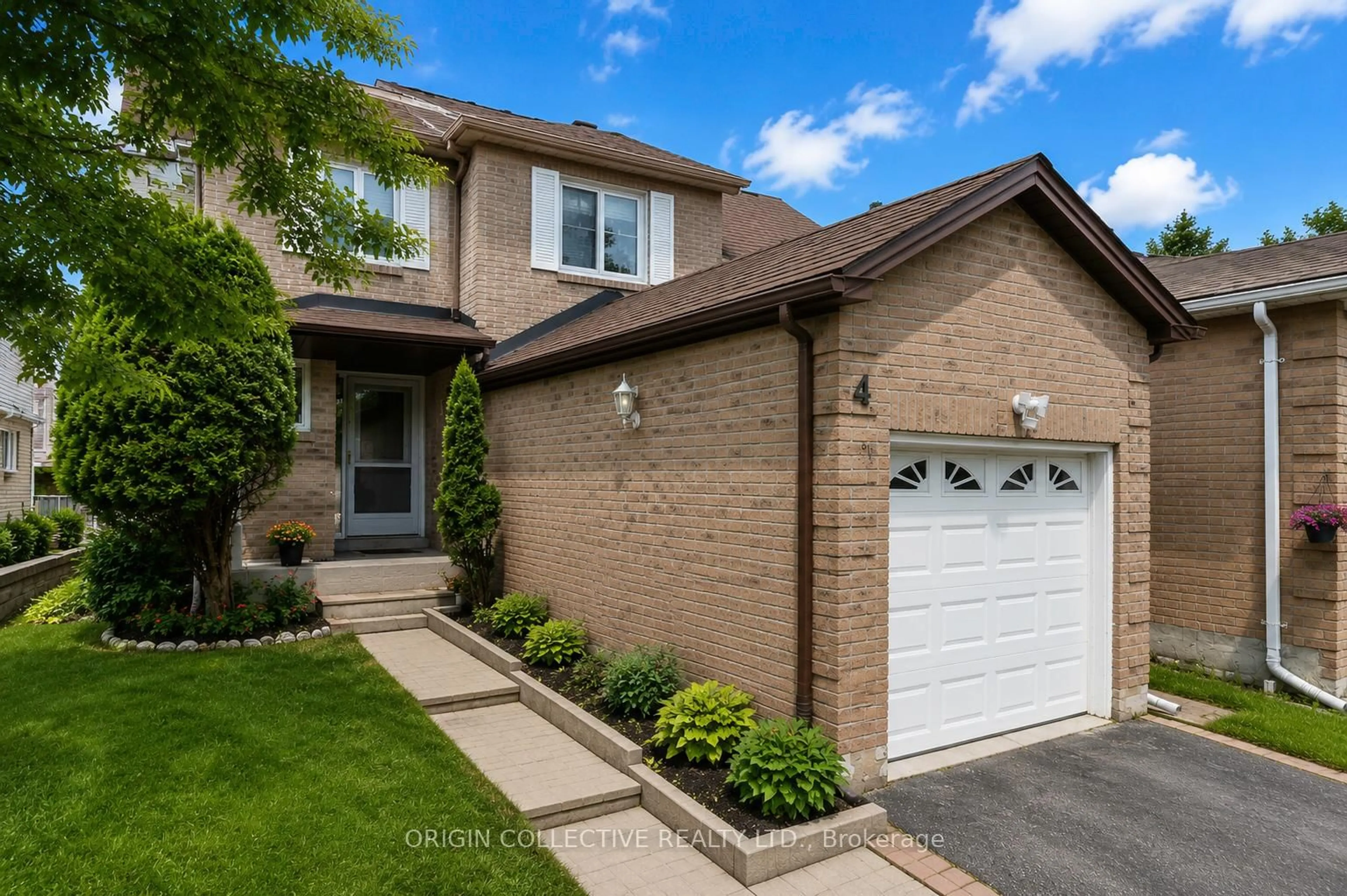Home with brick exterior material, street for 4 Usherwood Crt, Toronto Ontario M1B 3X3