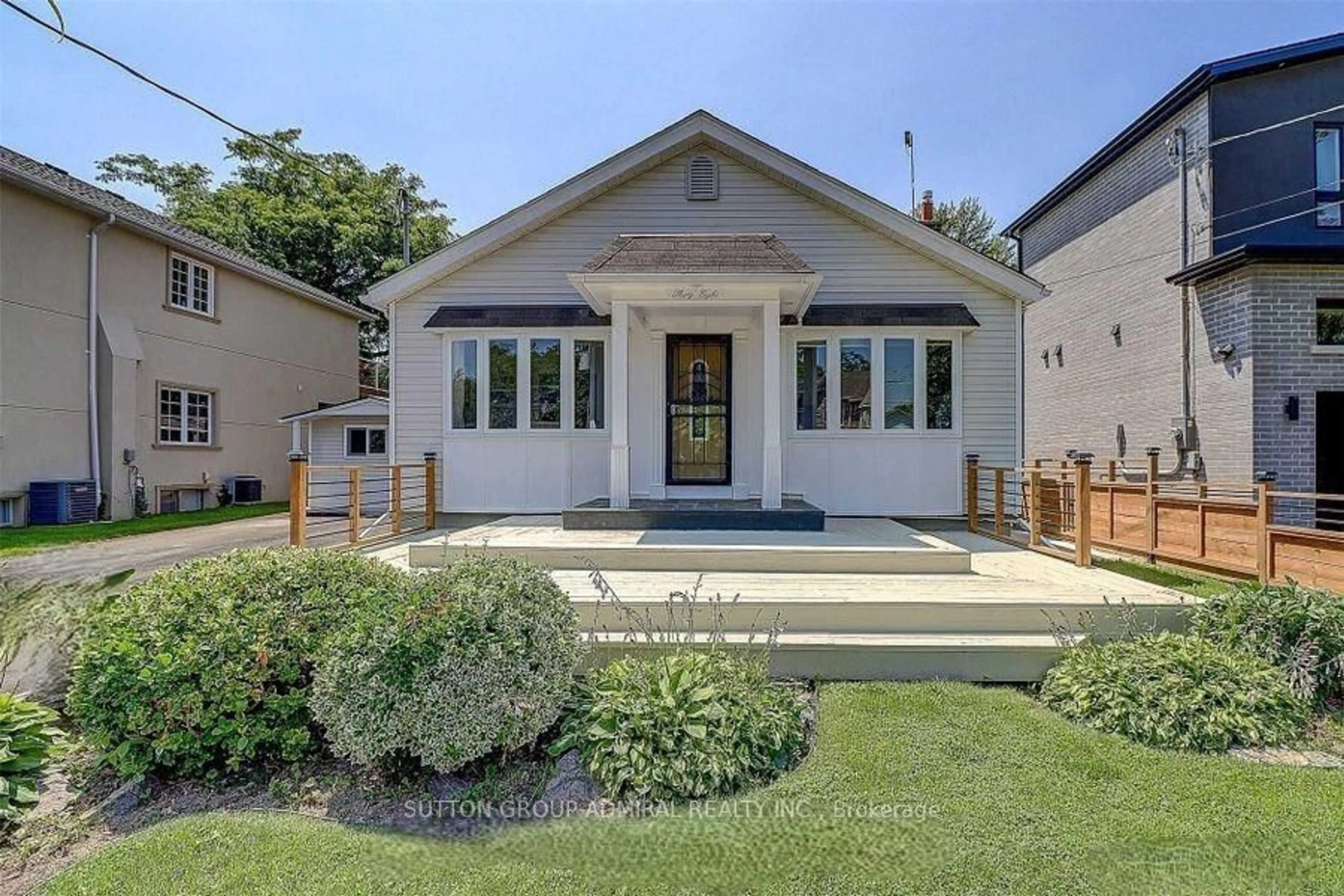 Home with brick exterior material, street for 38 Fenwood Hts, Toronto Ontario M1M 2V8