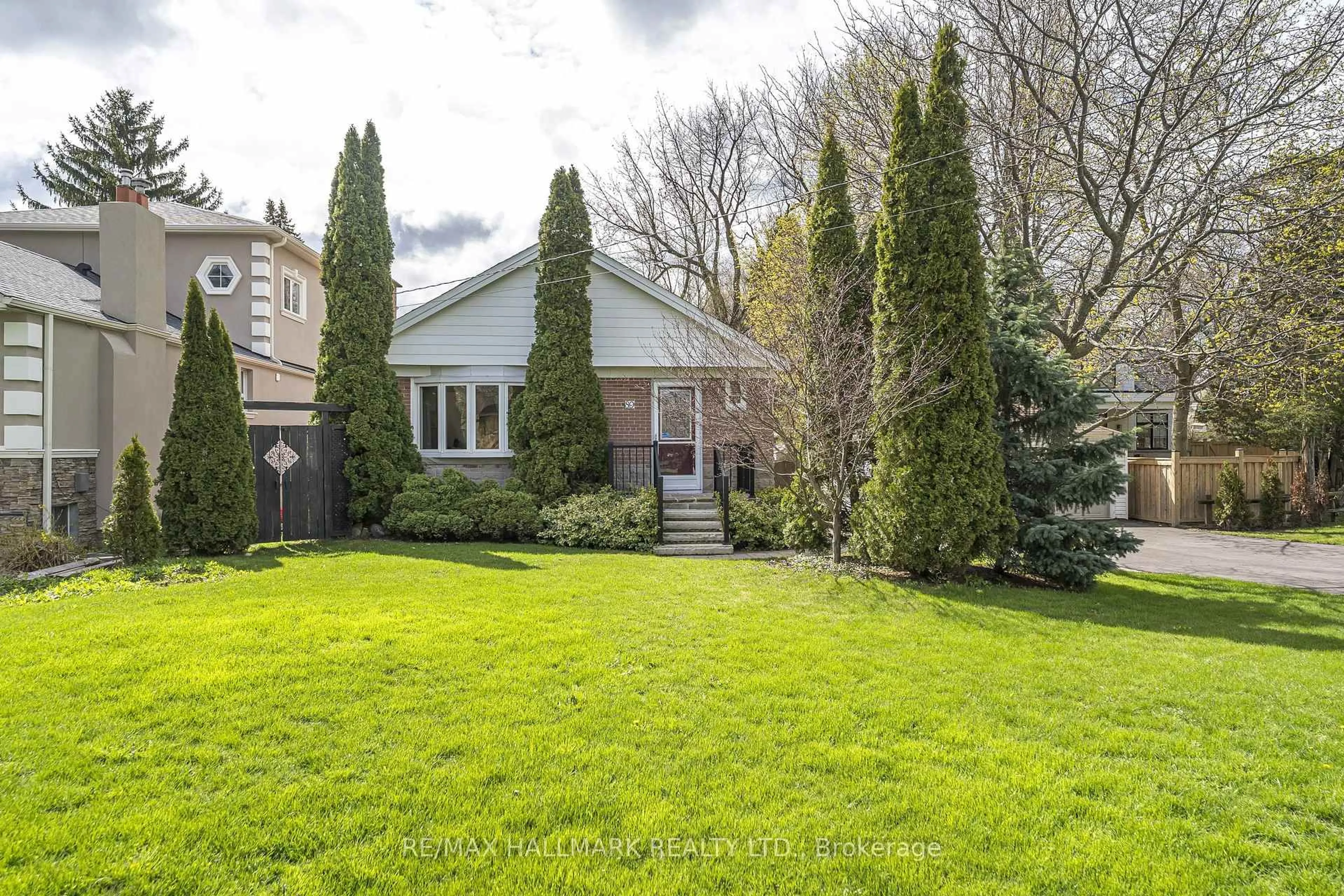 Unknown for 89 Scarborough Heights Blvd, Toronto Ontario M1M 2V5