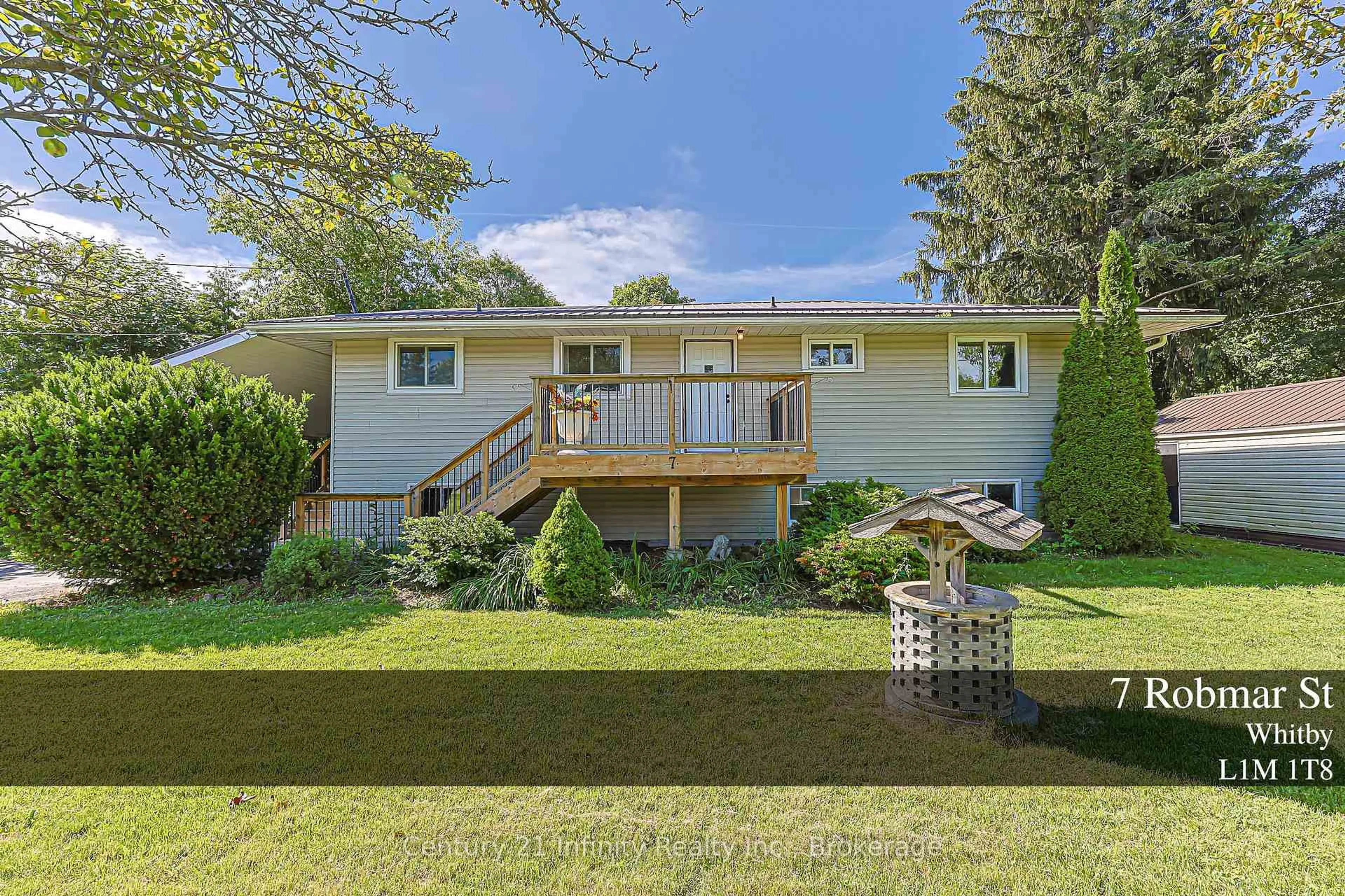 A pic from outside/outdoor area/front of a property/back of a property/a pic from drone, unknown for 7 Robmar St, Whitby Ontario L1M 1T8