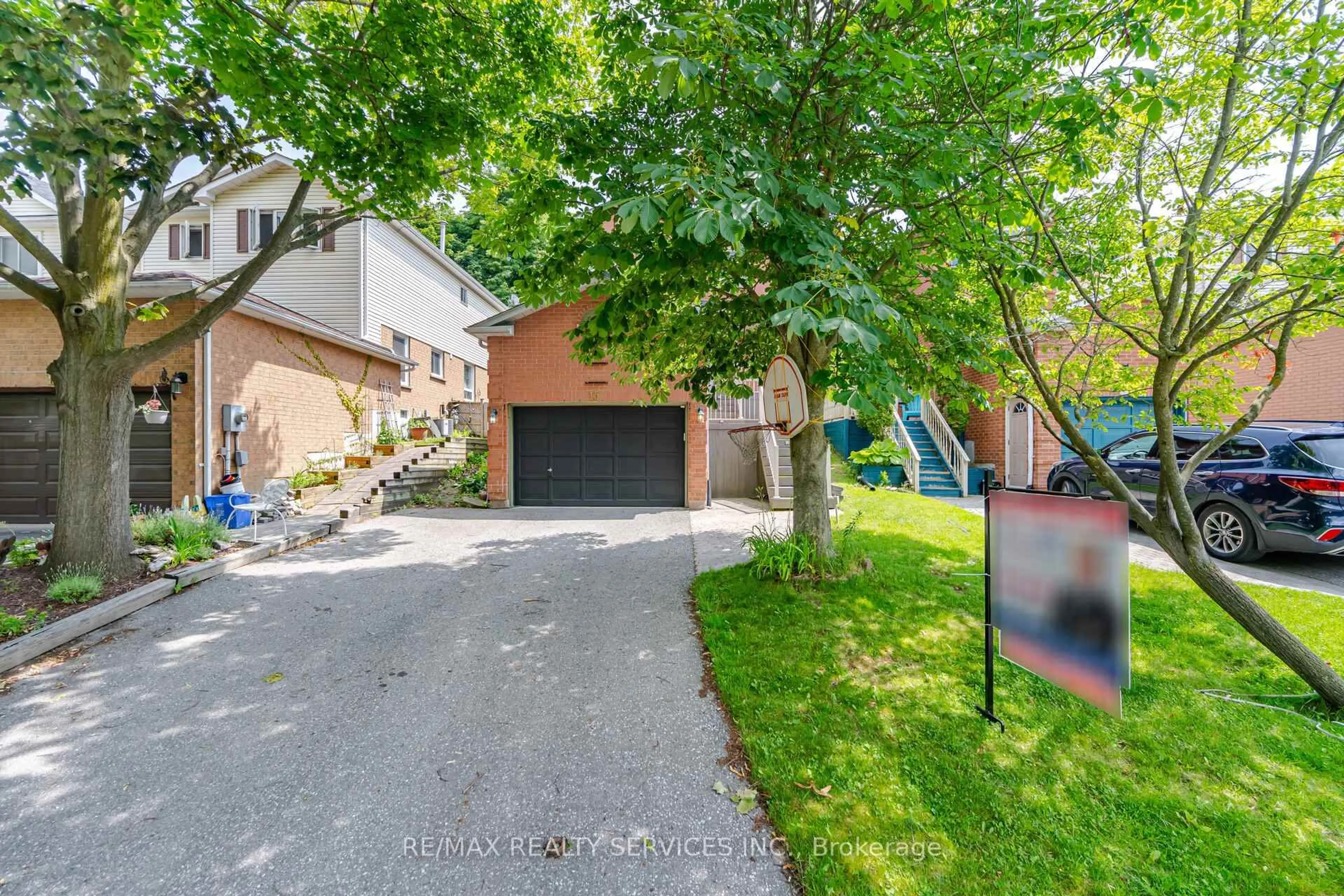 Unknown for 15 Climie Crt, Clarington Ontario L1C 4P5
