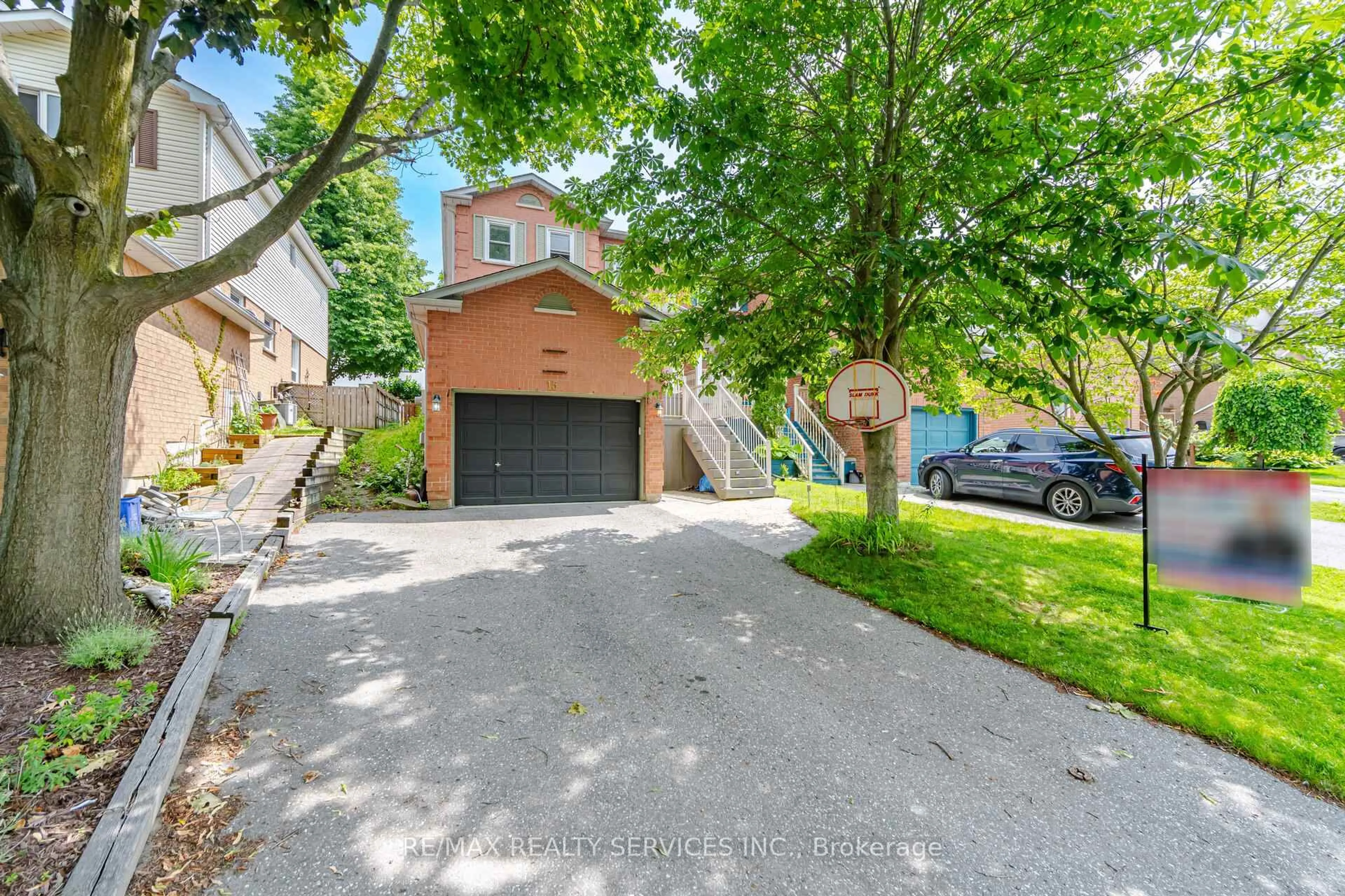 Unknown for 15 Climie Crt, Clarington Ontario L1C 4P5
