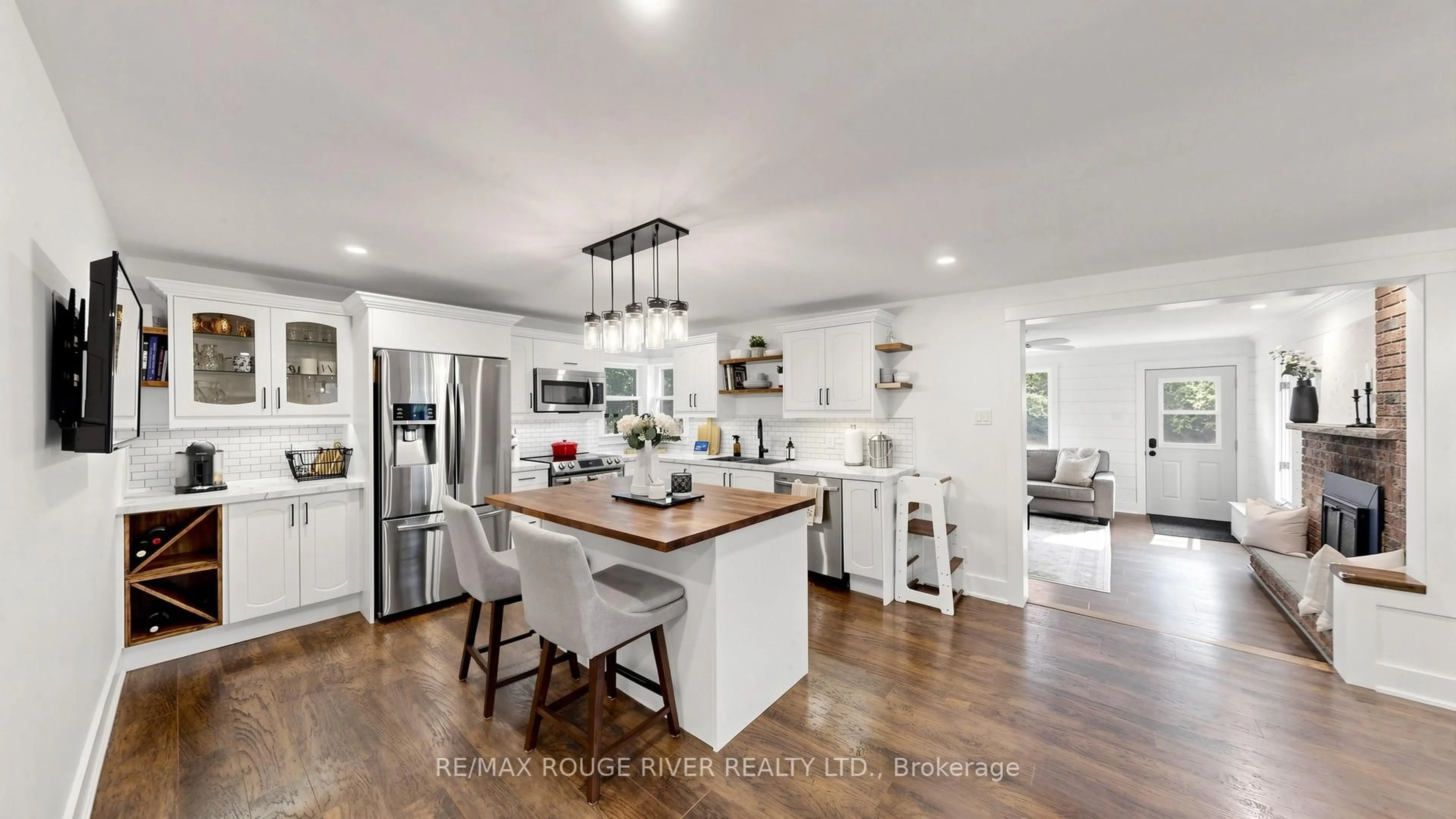 Open concept kitchen, unknown for 2385 Sixth Concession Rd, Pickering Ontario L1X 0J3