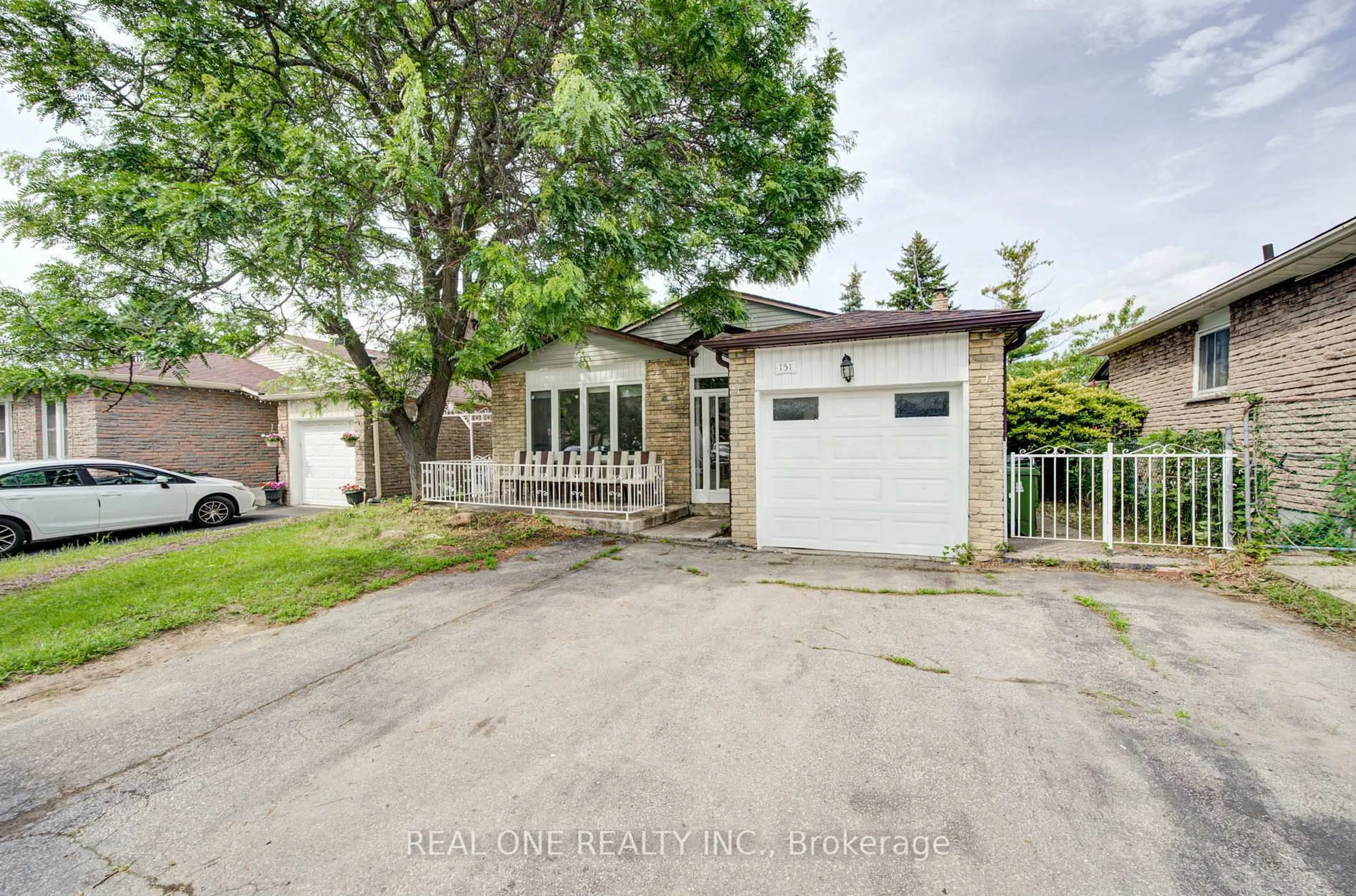 A pic from outside/outdoor area/front of a property/back of a property/a pic from drone, street for 151 Fawcett Tr, Toronto Ontario M1B 3B9