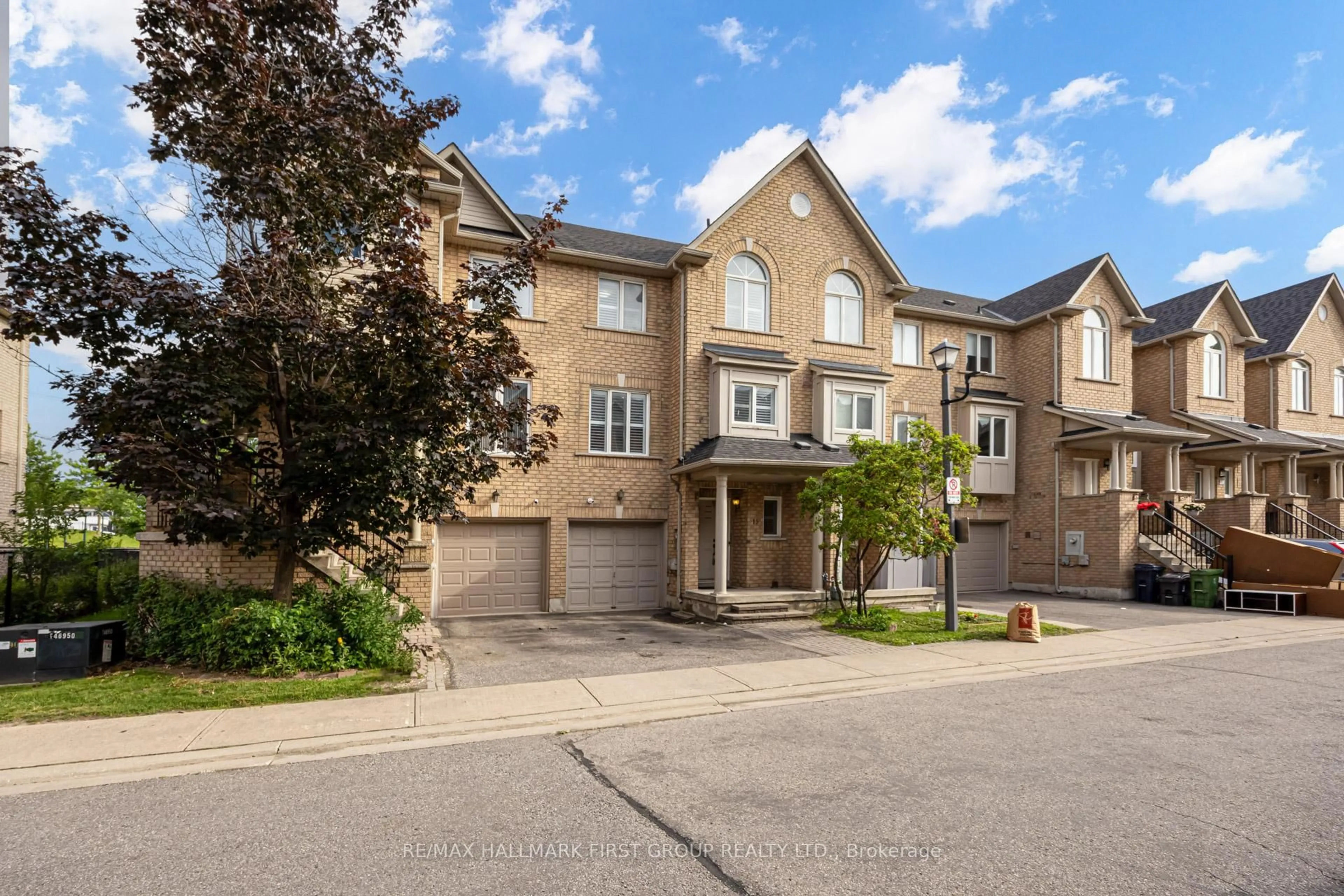 Unknown for 1075 Ellesmere Rd, Toronto Ontario M1P 5C3