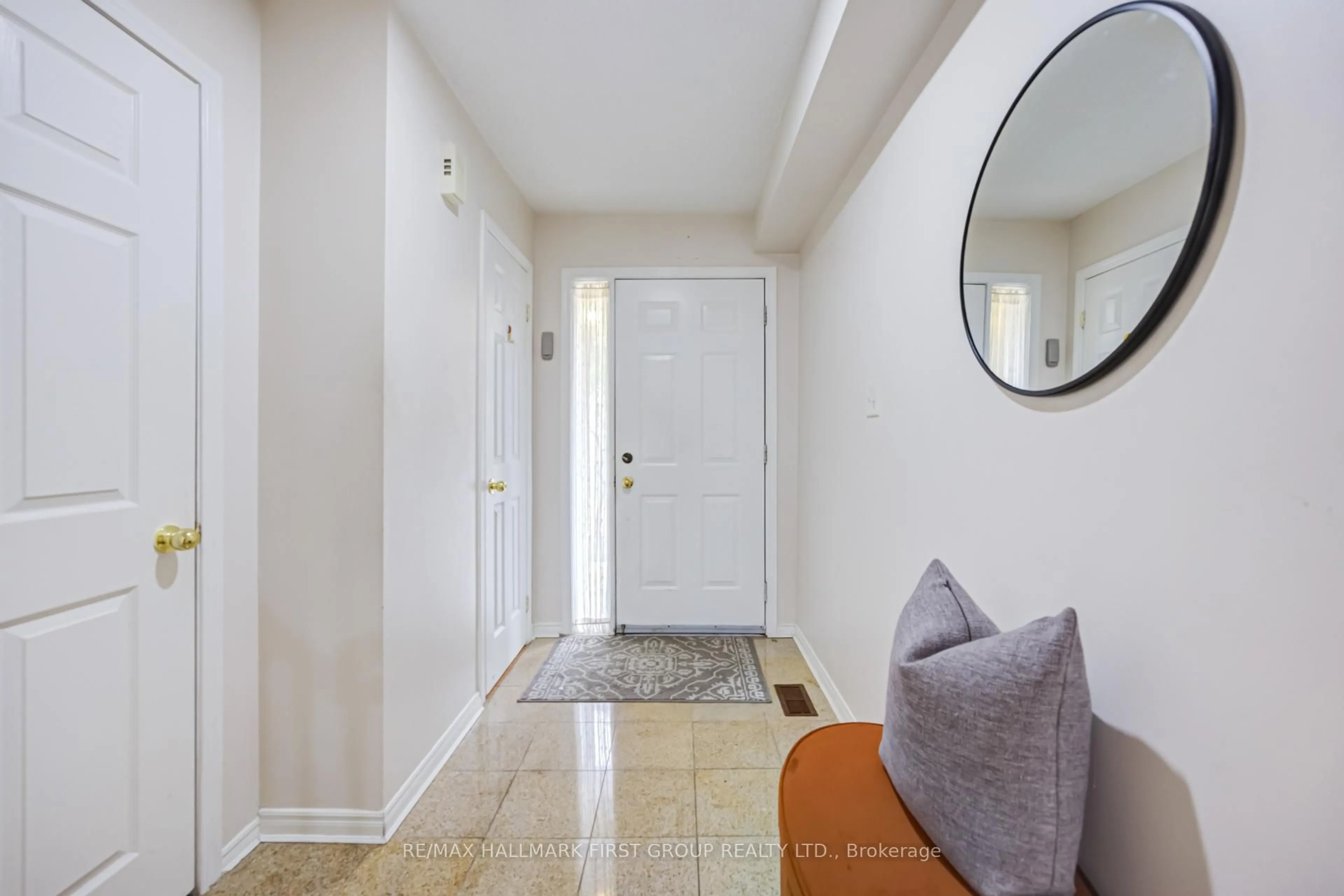 Indoor entryway for 1075 Ellesmere Rd, Toronto Ontario M1P 5C3