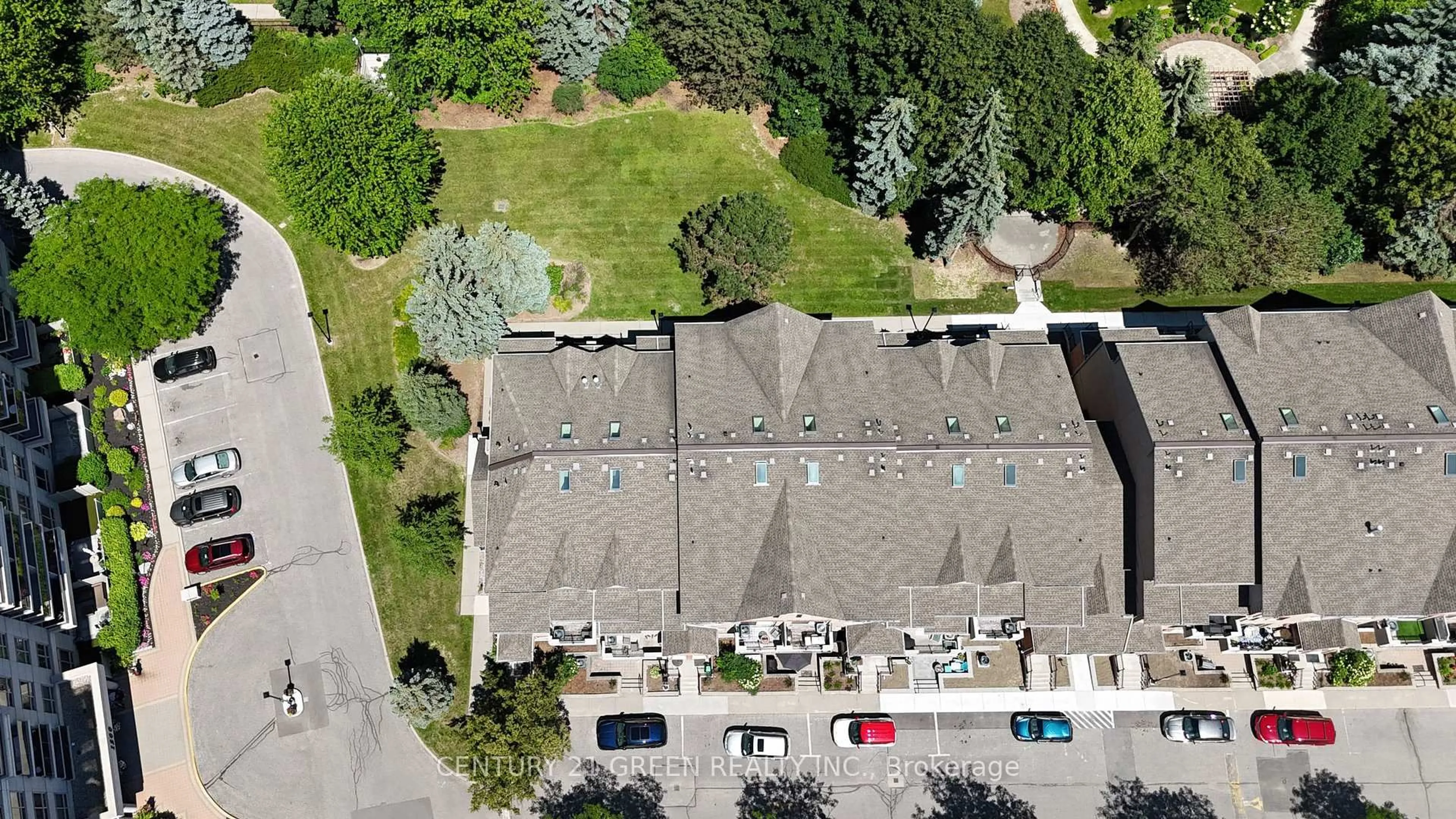 A pic from outside/outdoor area/front of a property/back of a property/a pic from drone, street for 1400 The Esplanade #306, Pickering Ontario L1V 6V2