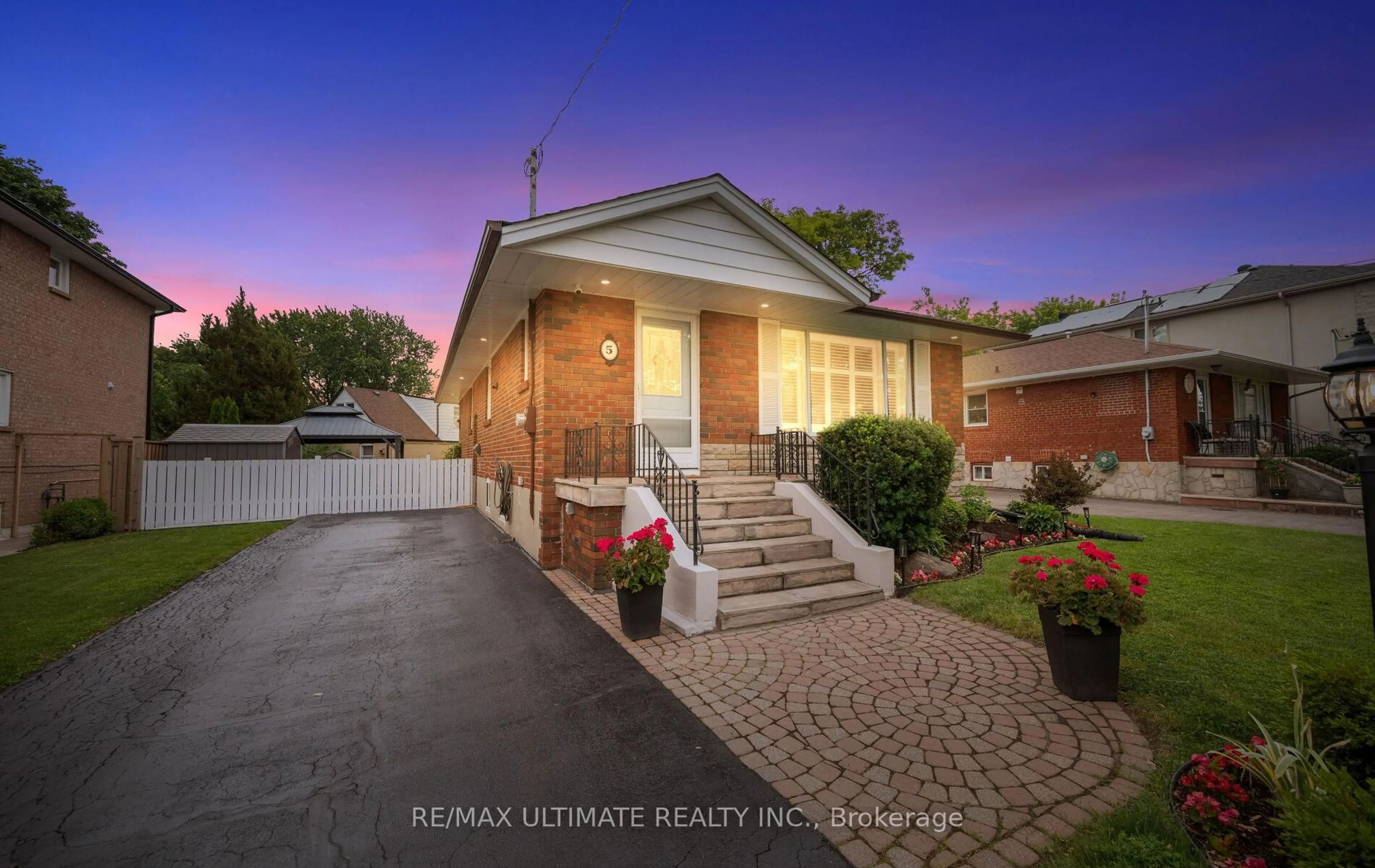 Home with brick exterior material, street for 5 Mendip Cres, Toronto Ontario M1P 1Y3