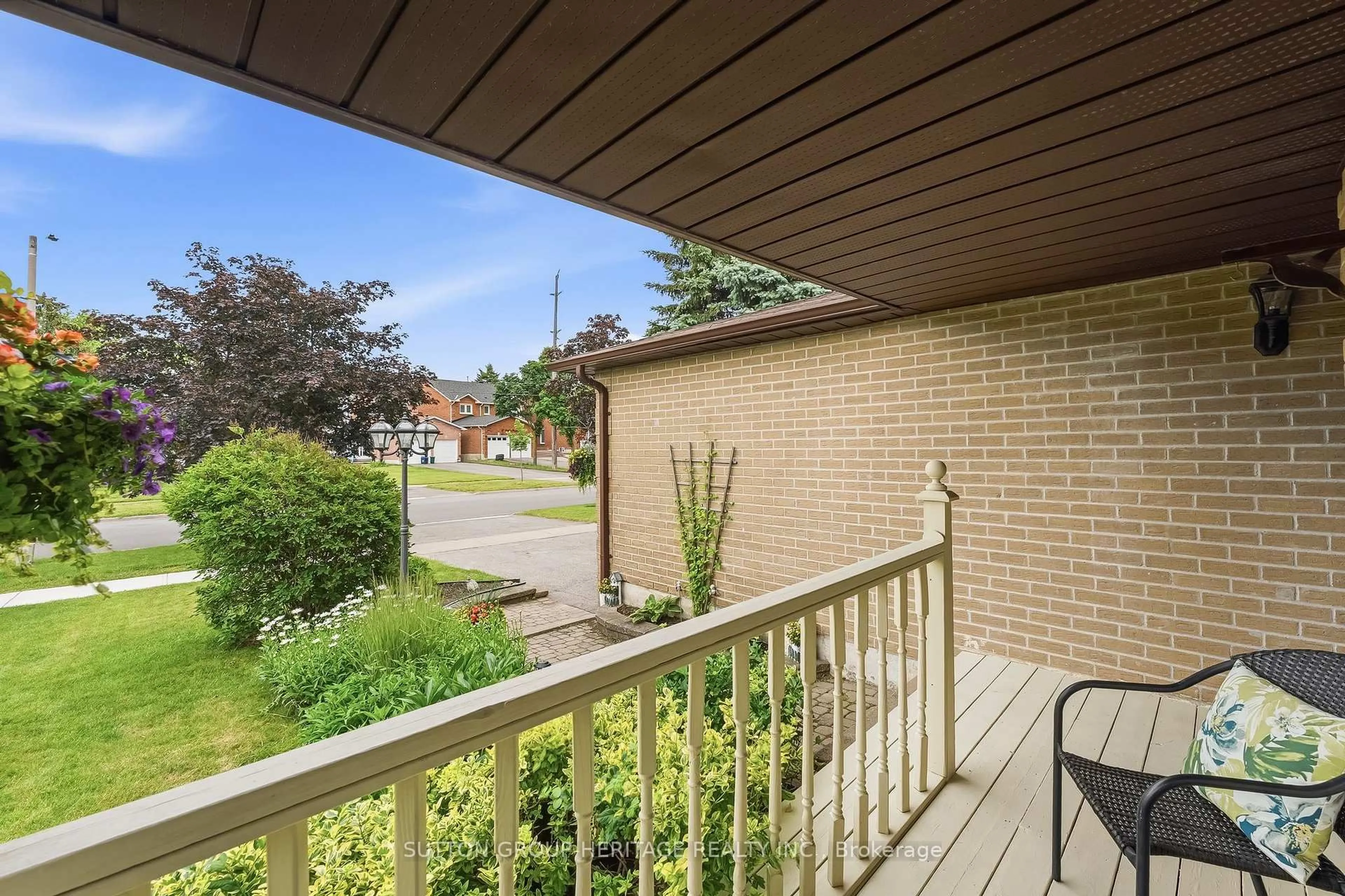 Patio, street for 42 Ritchie Ave, Ajax Ontario L1S 6R8