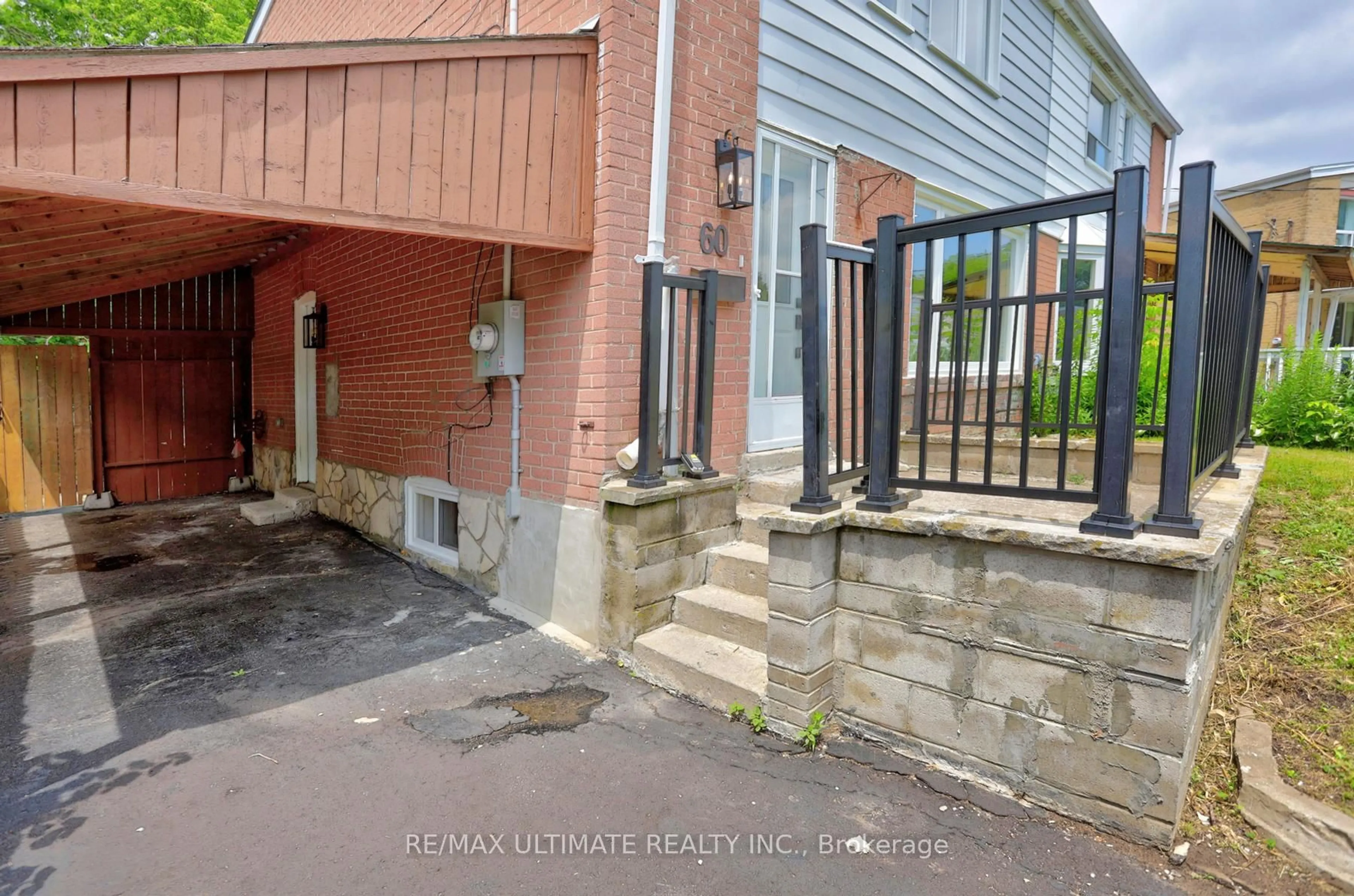 Patio, street for 60 Chelwood Rd, Toronto Ontario M1K 2K8
