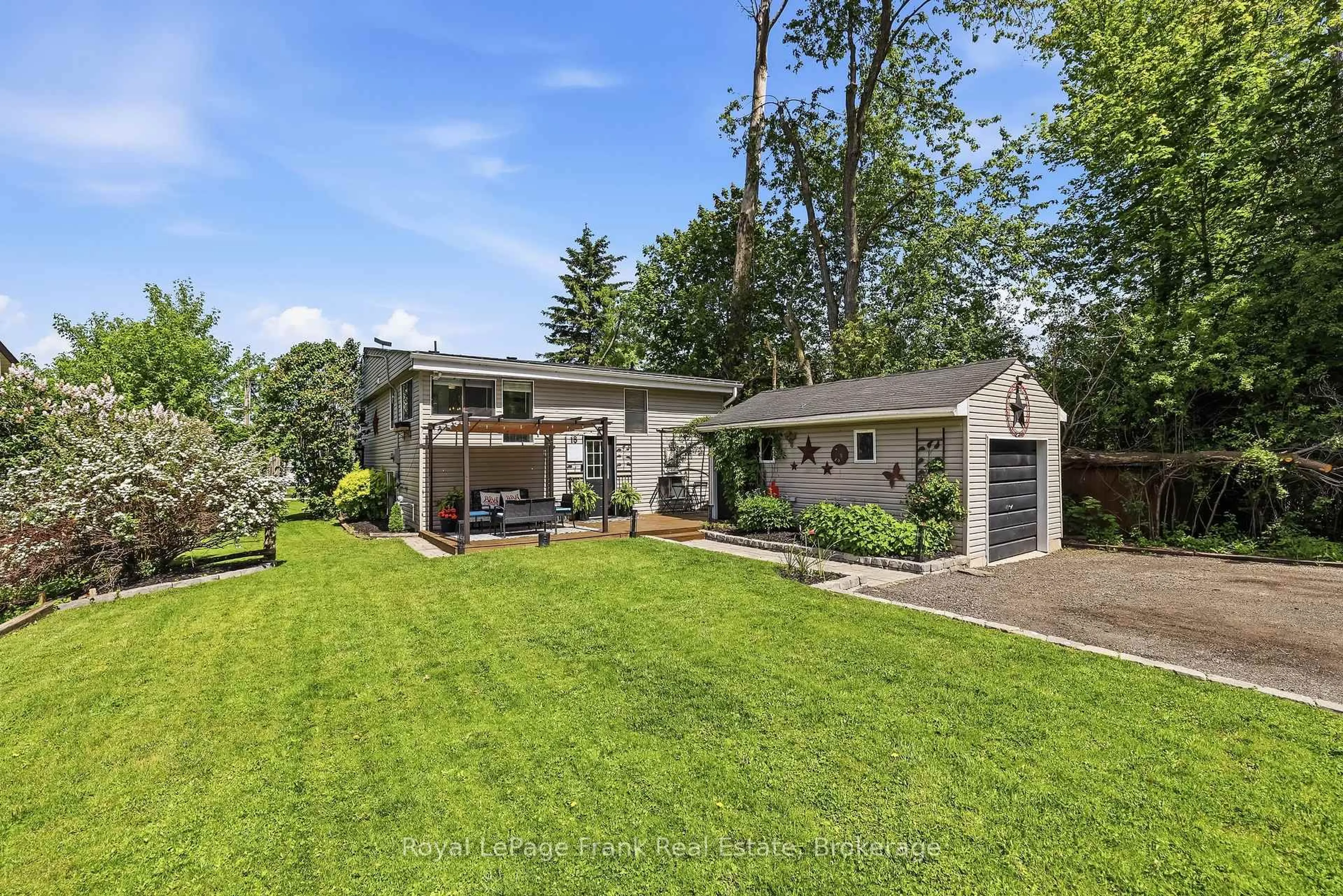 A pic from outside/outdoor area/front of a property/back of a property/a pic from drone, unknown for 18 Armstrong Ave, Scugog Ontario L0B 1L0
