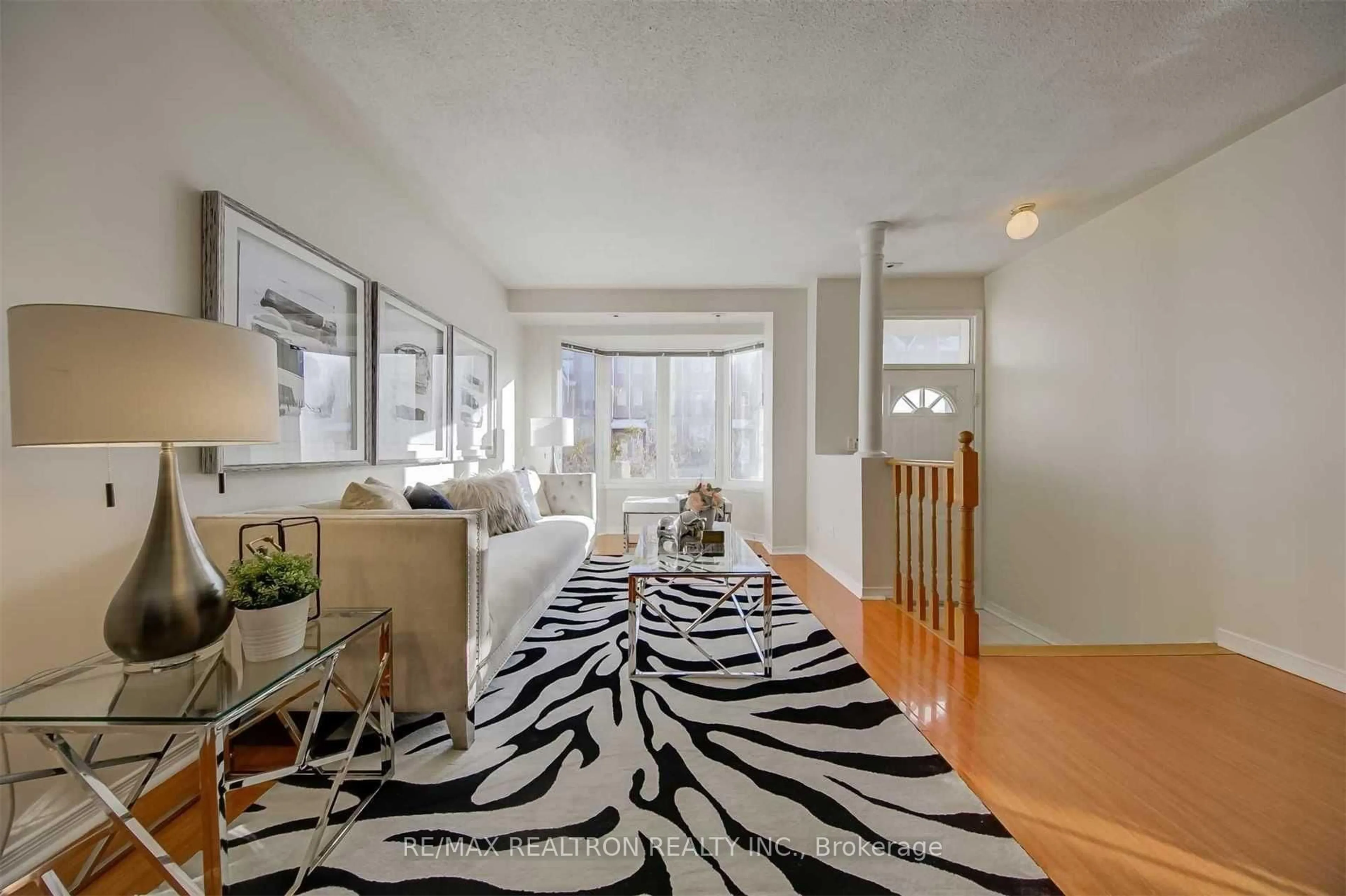 Unknown for 28 Rosebank Dr #612, Toronto Ontario M1B 5Z1