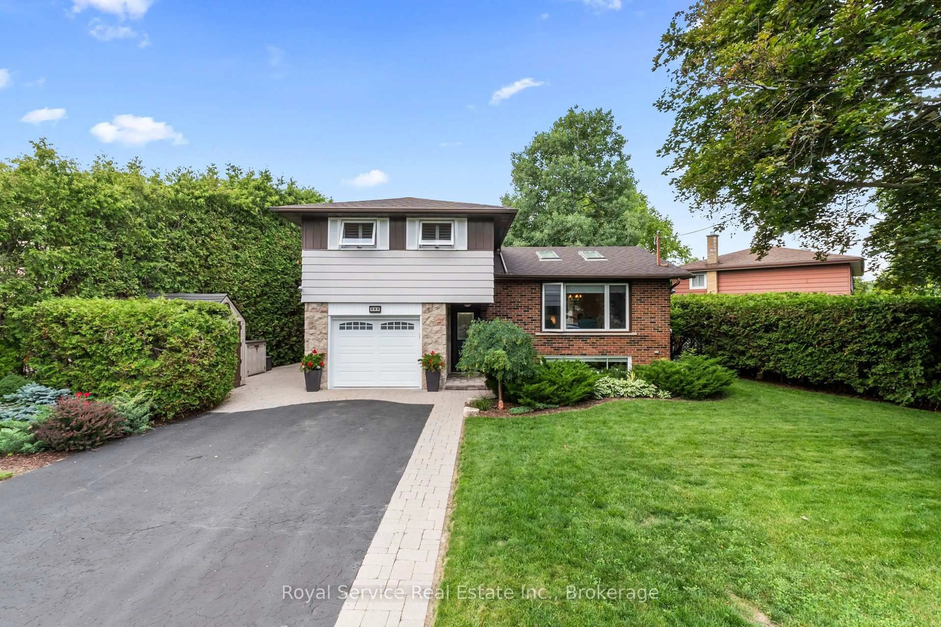 Home with brick exterior material, street for 460 Harwood Dr, Oshawa Ontario L1G 2V3