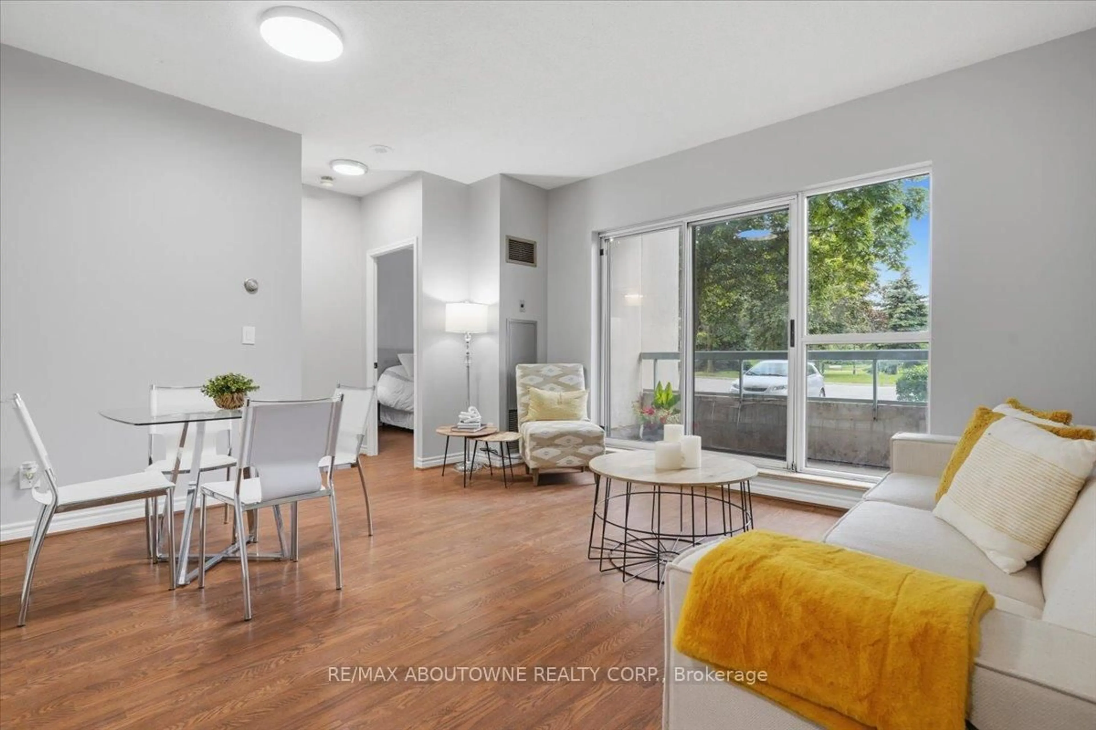Living room with furniture, unknown for 5039 Finch Ave #108, Toronto Ontario M1S 5L6