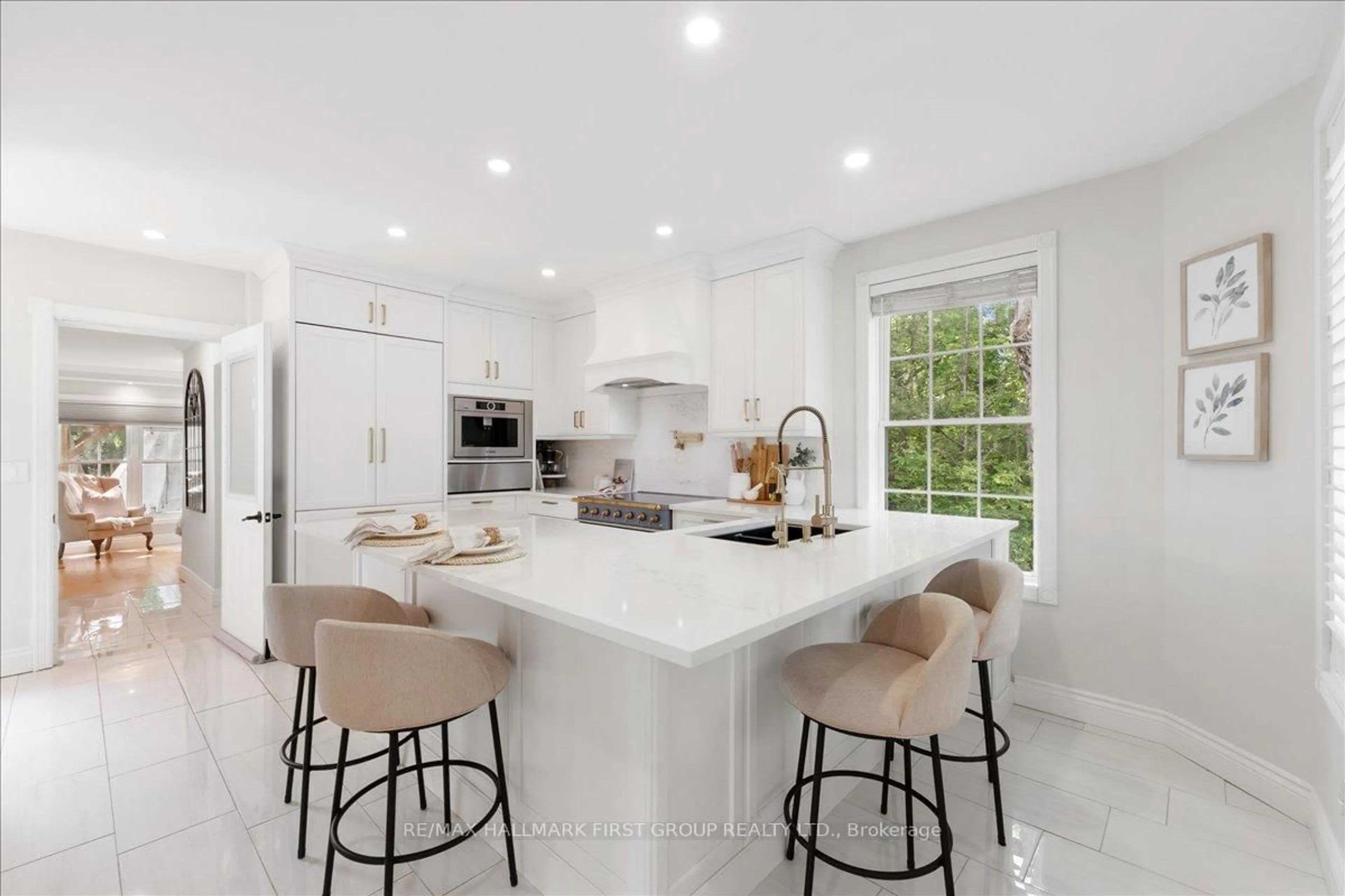 Open concept kitchen, ceramic/tile floor for 16900 Nestleton Rd, Scugog Ontario L0B 1L0