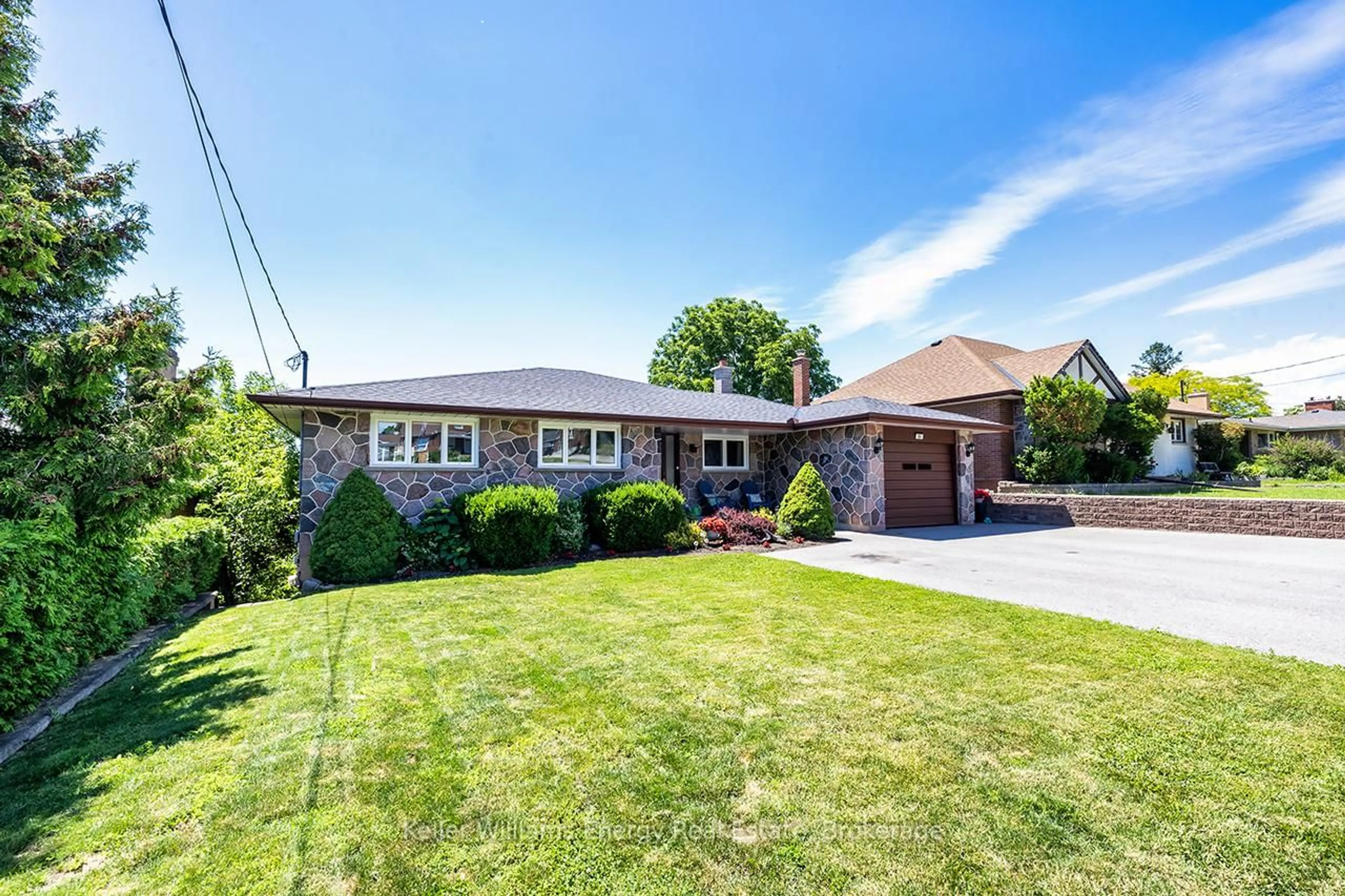 Home with brick exterior material, street for 94 Grandview St, Oshawa Ontario L1H 7C4