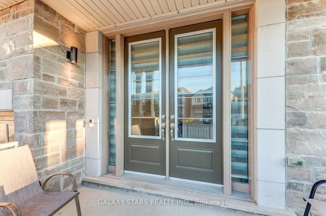 318 Fleetwood Dr, Oshawa 4