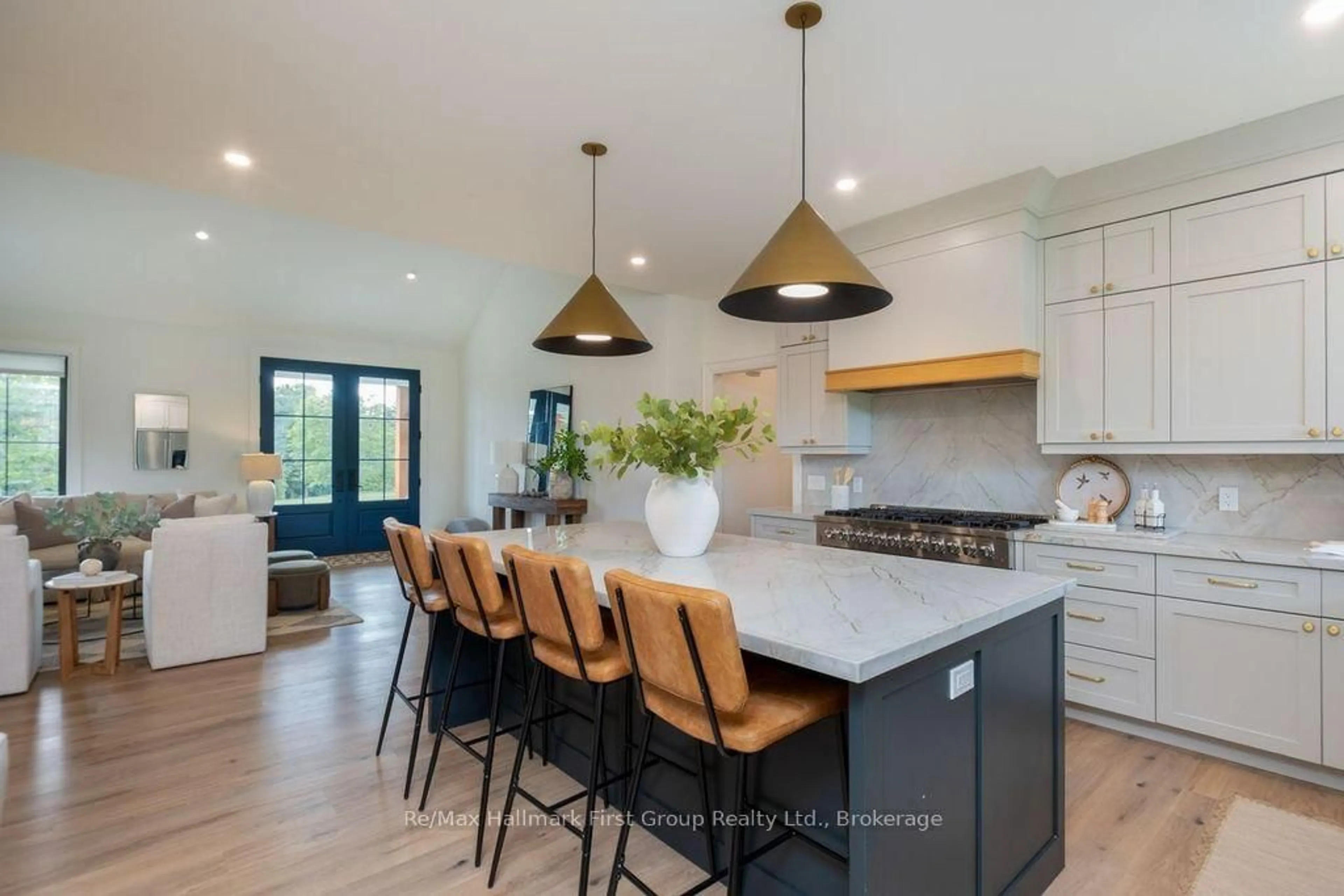 Open concept kitchen, unknown for 47 Wiesenweg, Scugog Ontario L0B 1B0