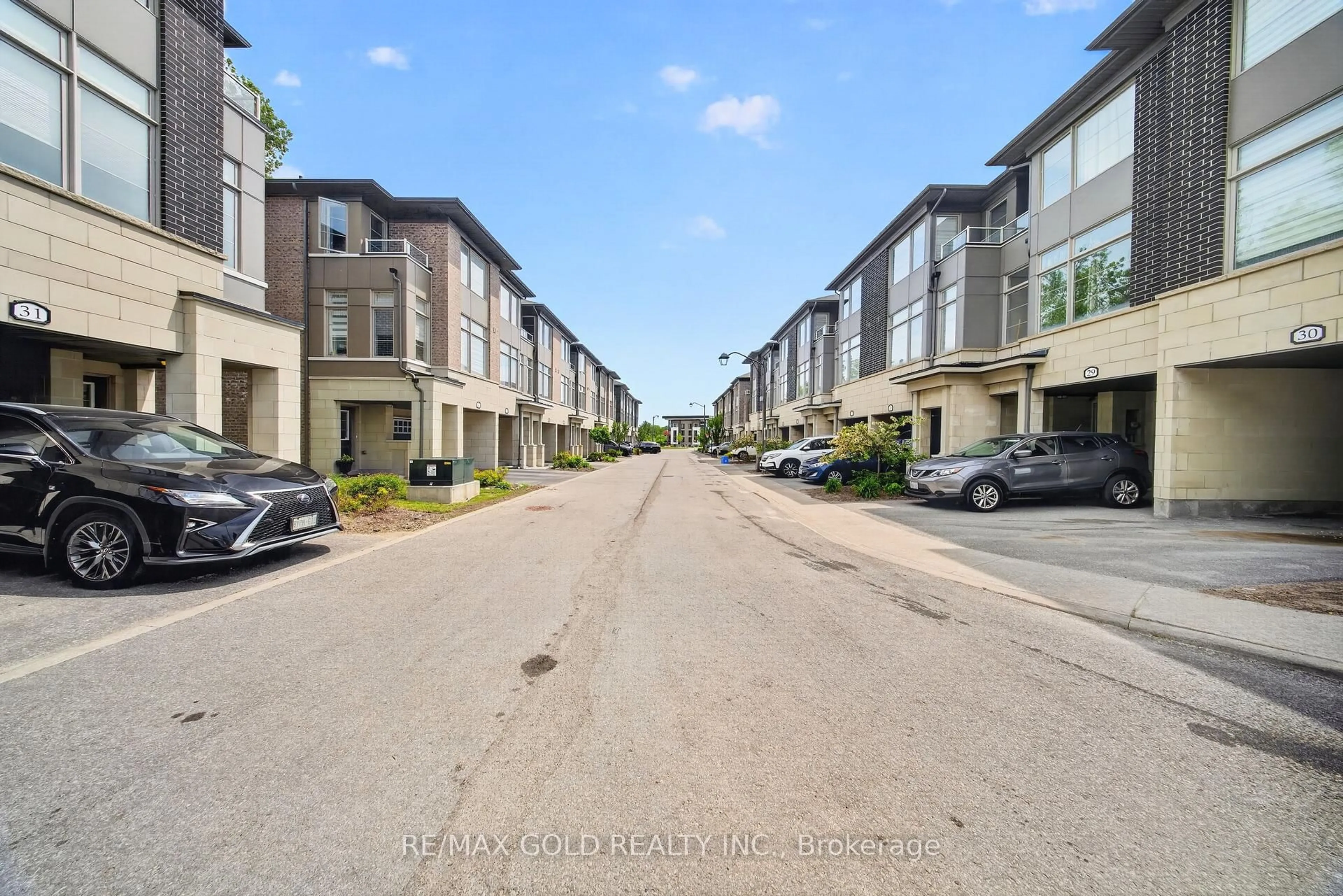 Unknown for 384 Arctic Red Dr #12, Oshawa Ontario L1L 0M5