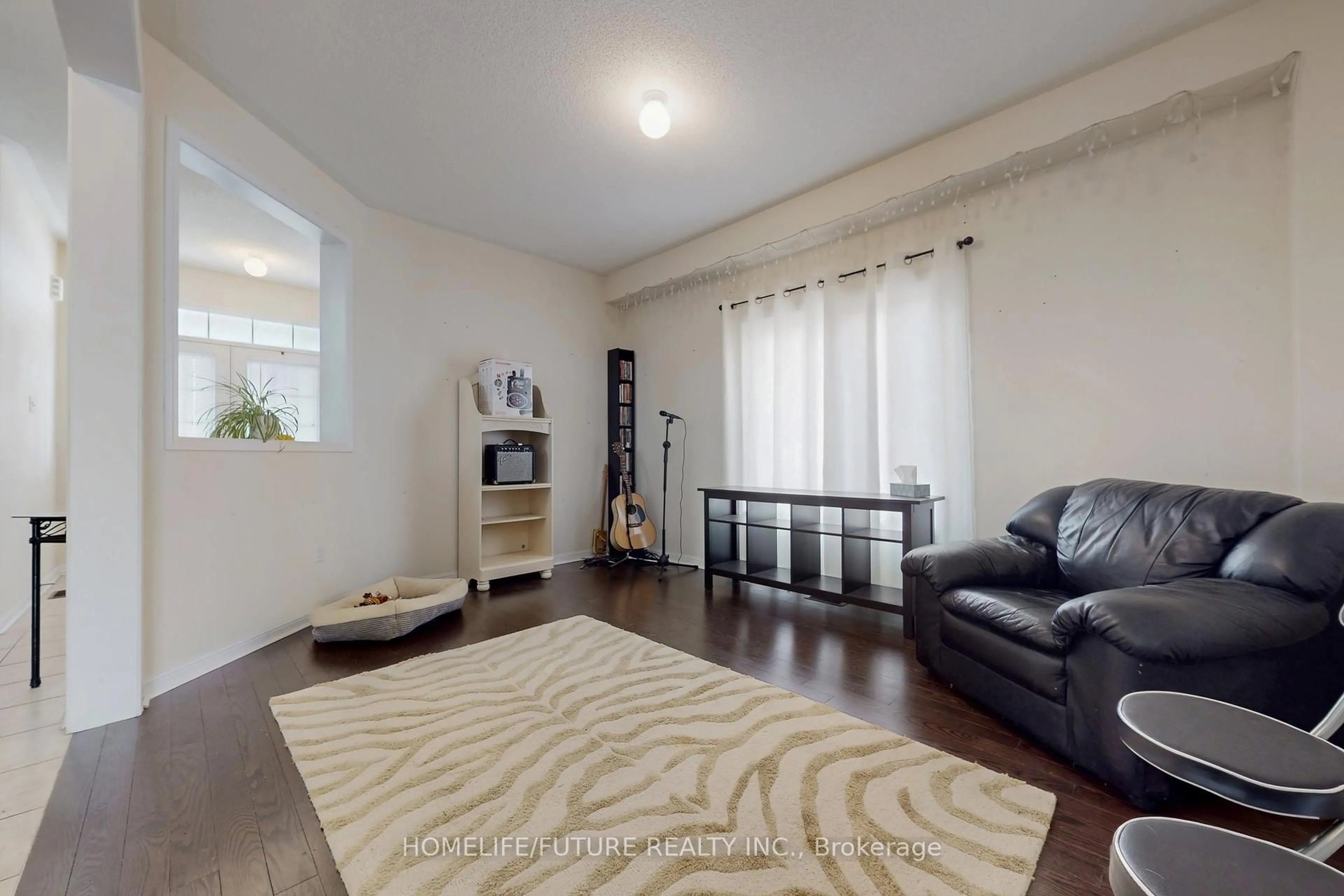 Living room with furniture, unknown for 23 Edwin Carr St, Clarington Ontario L1C 0R8