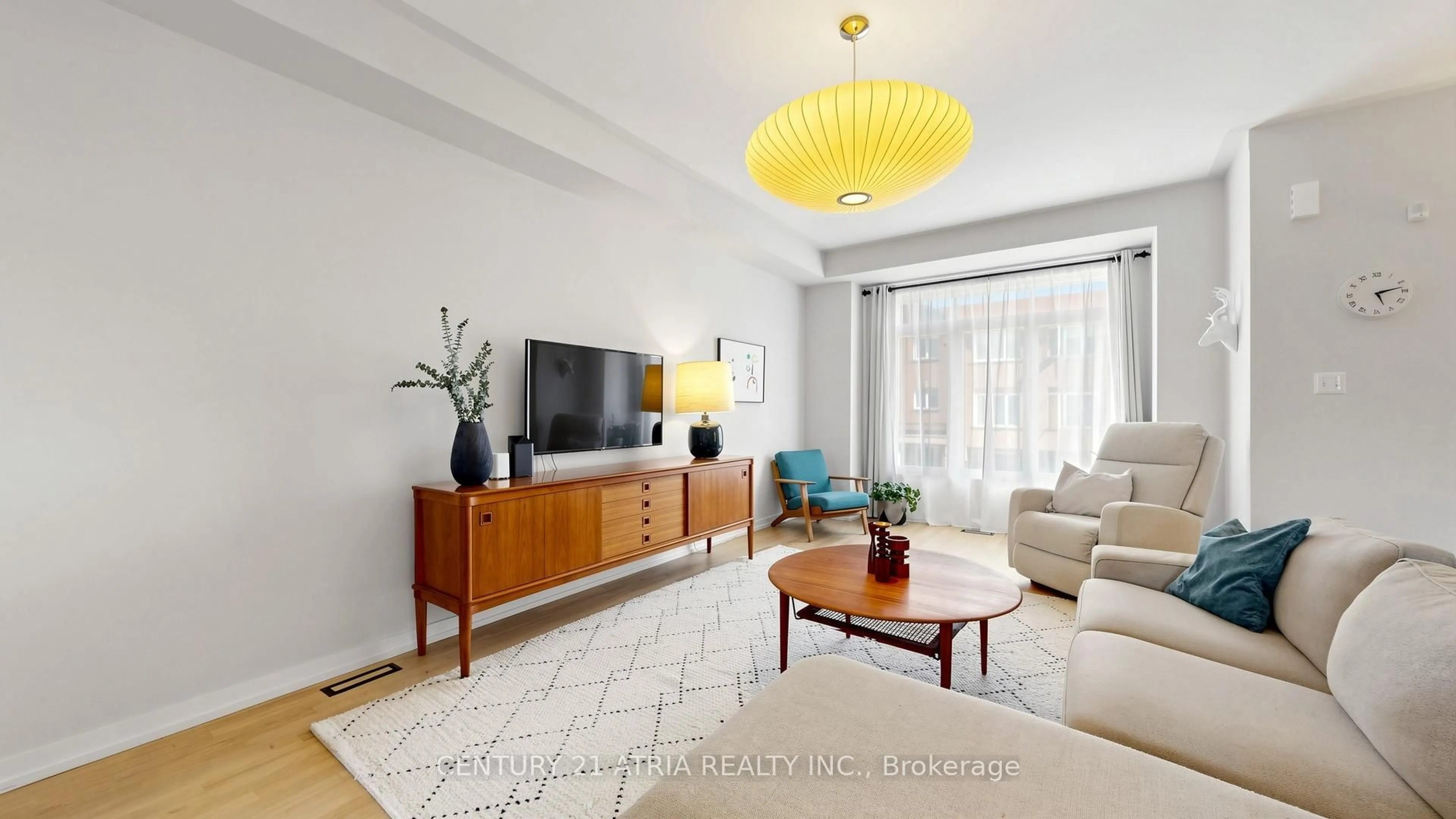 Living room with furniture, unknown for 34 Curran Hall Cres, Toronto Ontario M1G 0A2