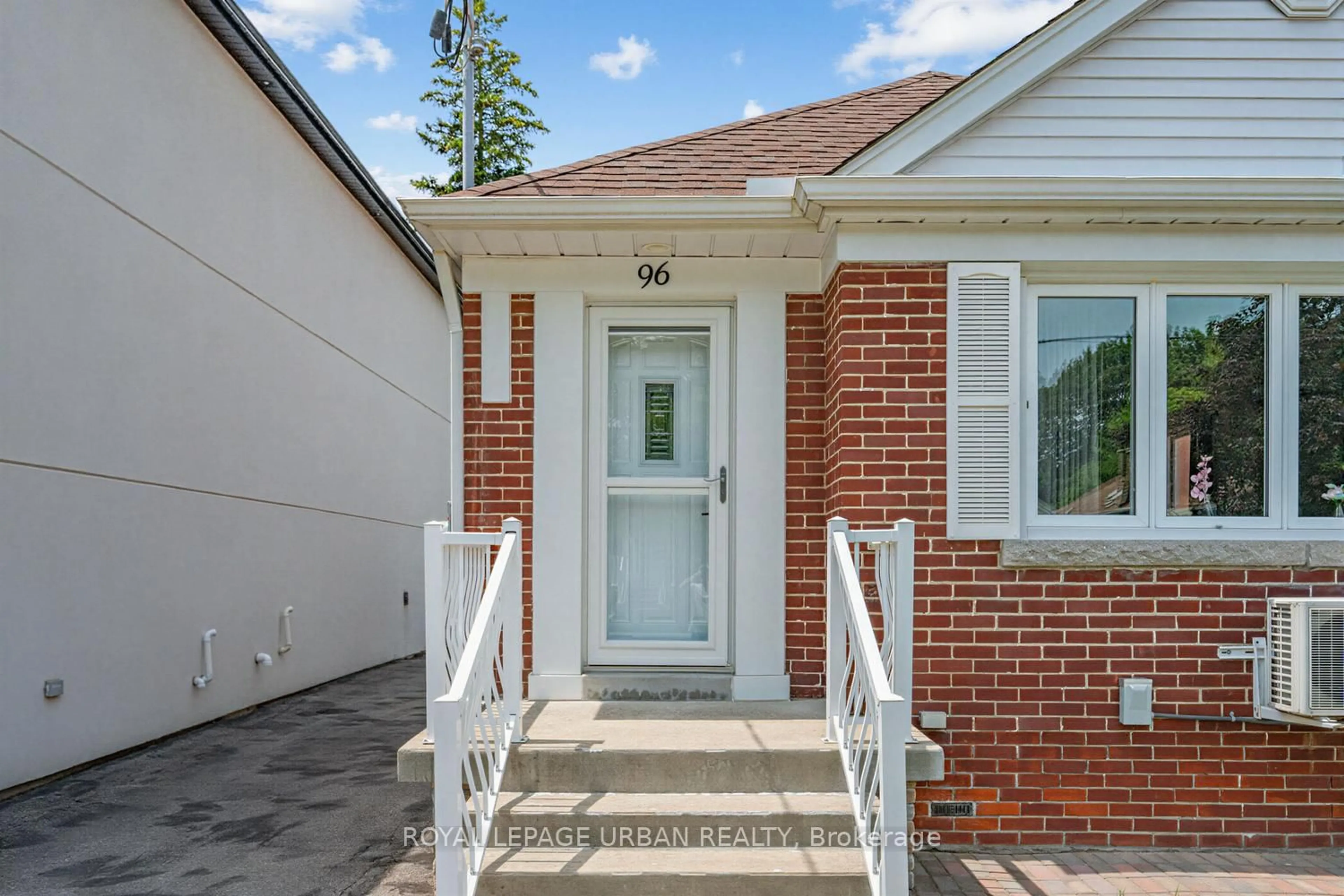 Unknown for 96 Cedarcrest Blvd, Toronto Ontario M4B 2P3