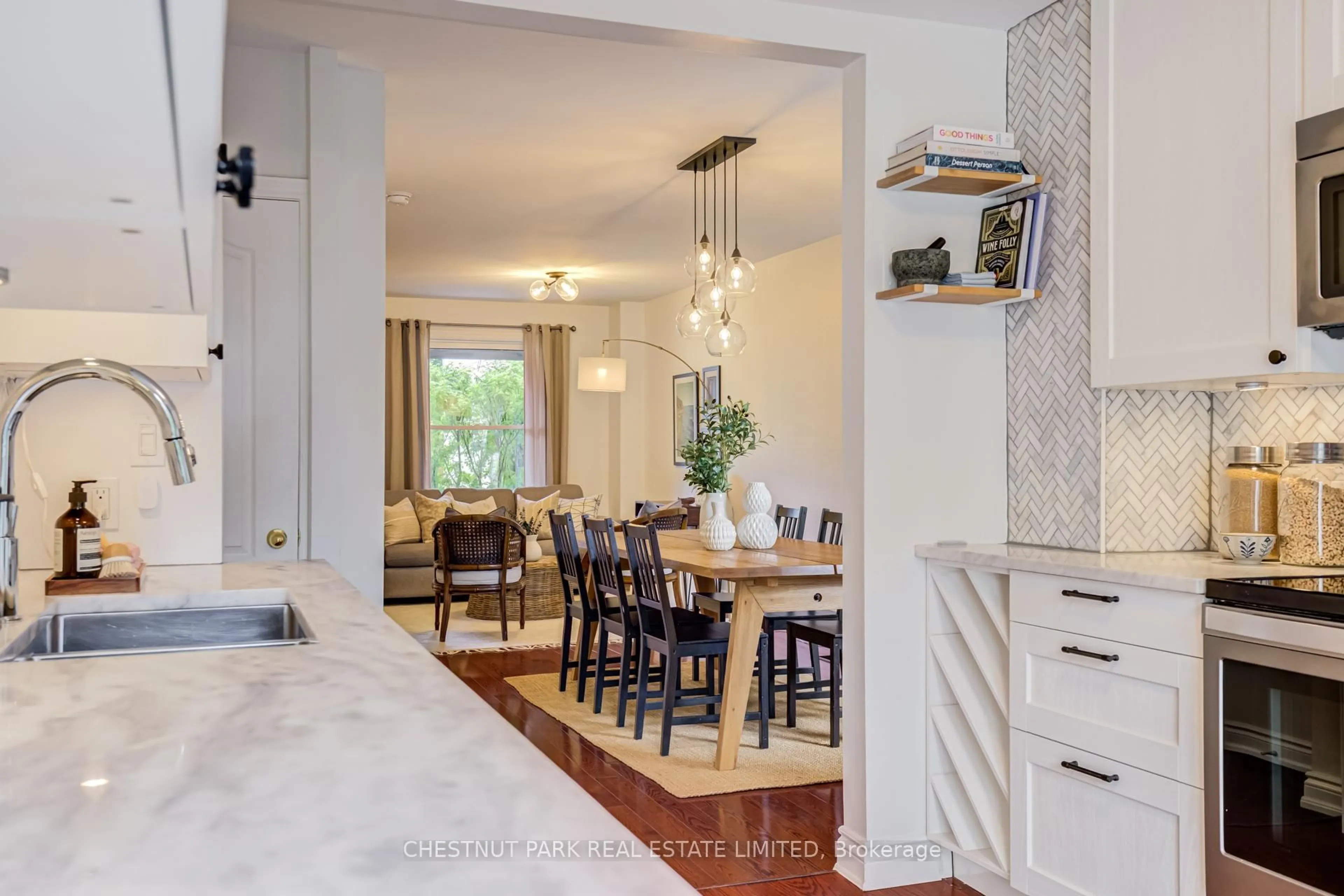 Open concept kitchen, ceramic/tile floor for 89 Frater Ave, Toronto Ontario M4C 2H7
