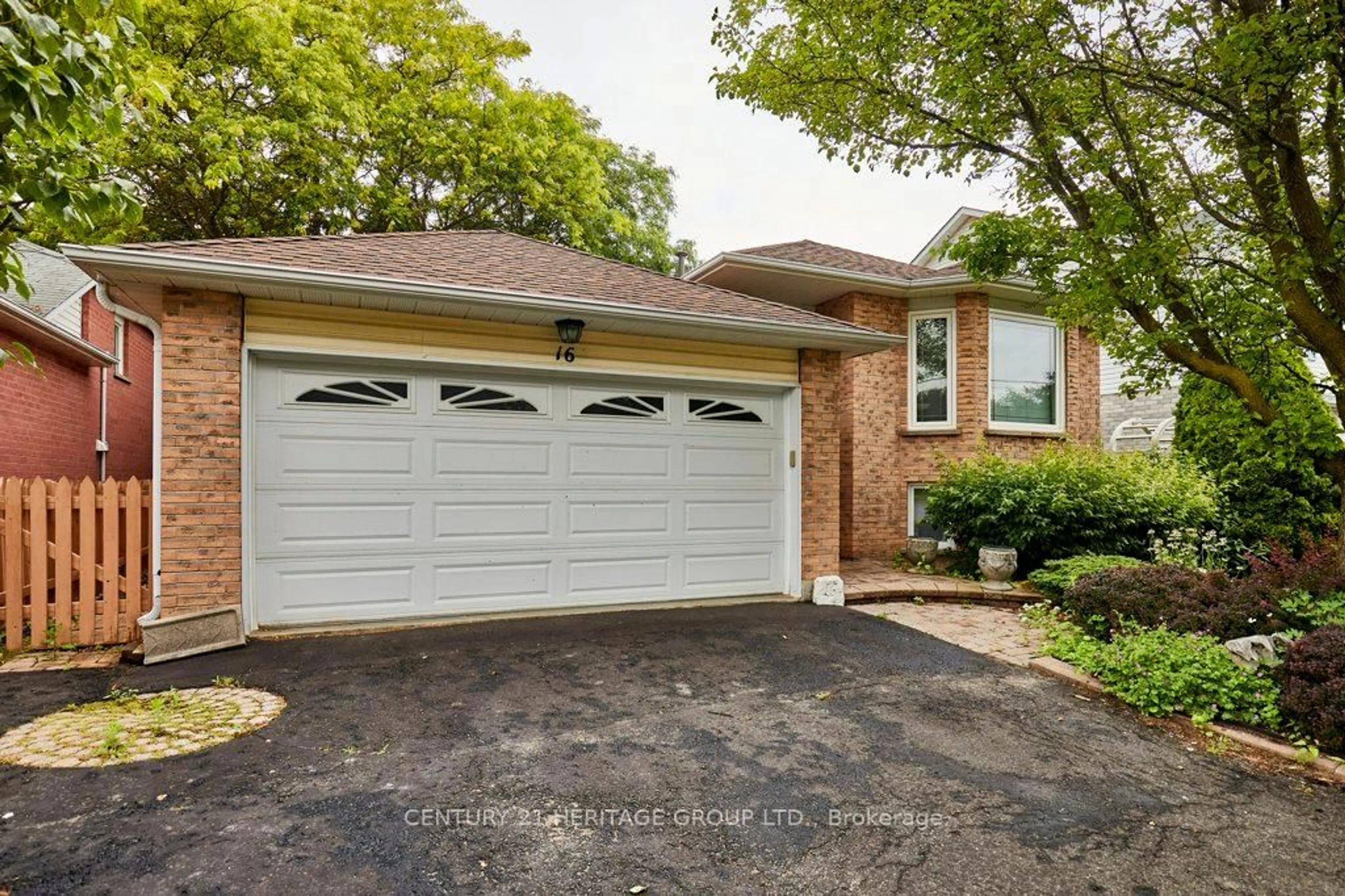 Home with brick exterior material, street for 16 Concession St, Clarington Ontario L1C 1Y5