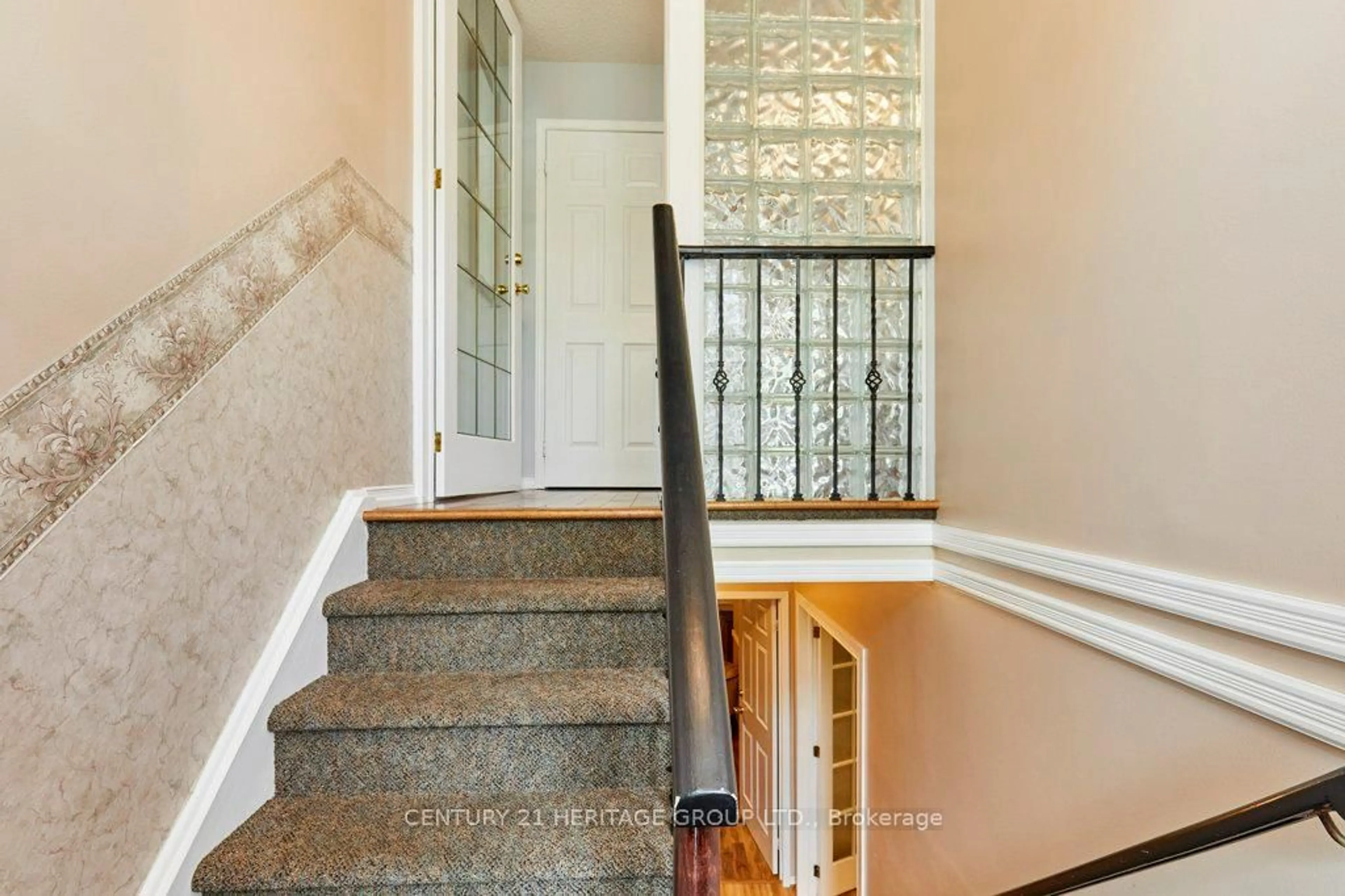 Unknown for 16 Concession St, Clarington Ontario L1C 1Y5