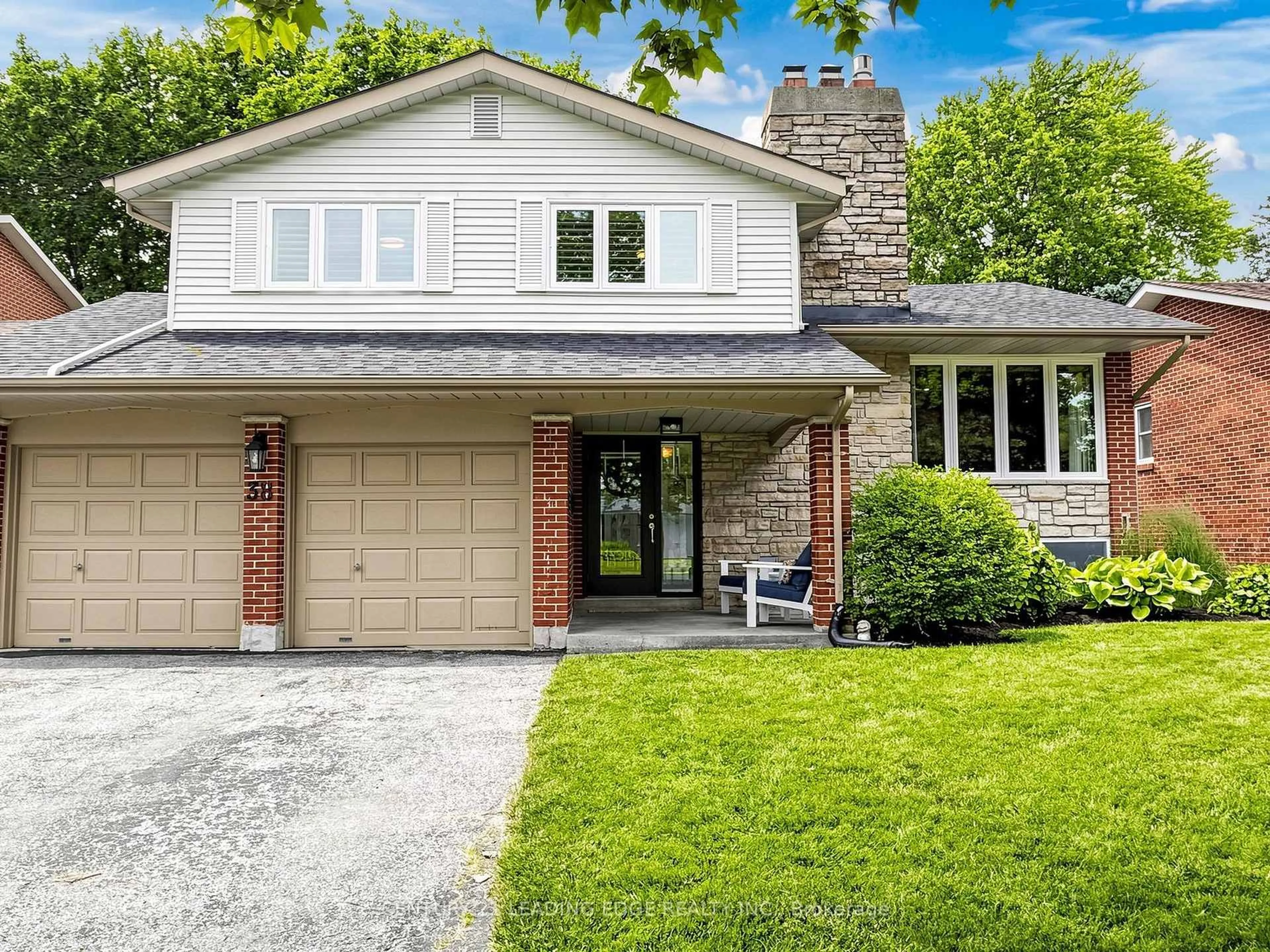 Home with brick exterior material, street for 38 Sheldonbury Cres, Toronto Ontario M1W 1K9