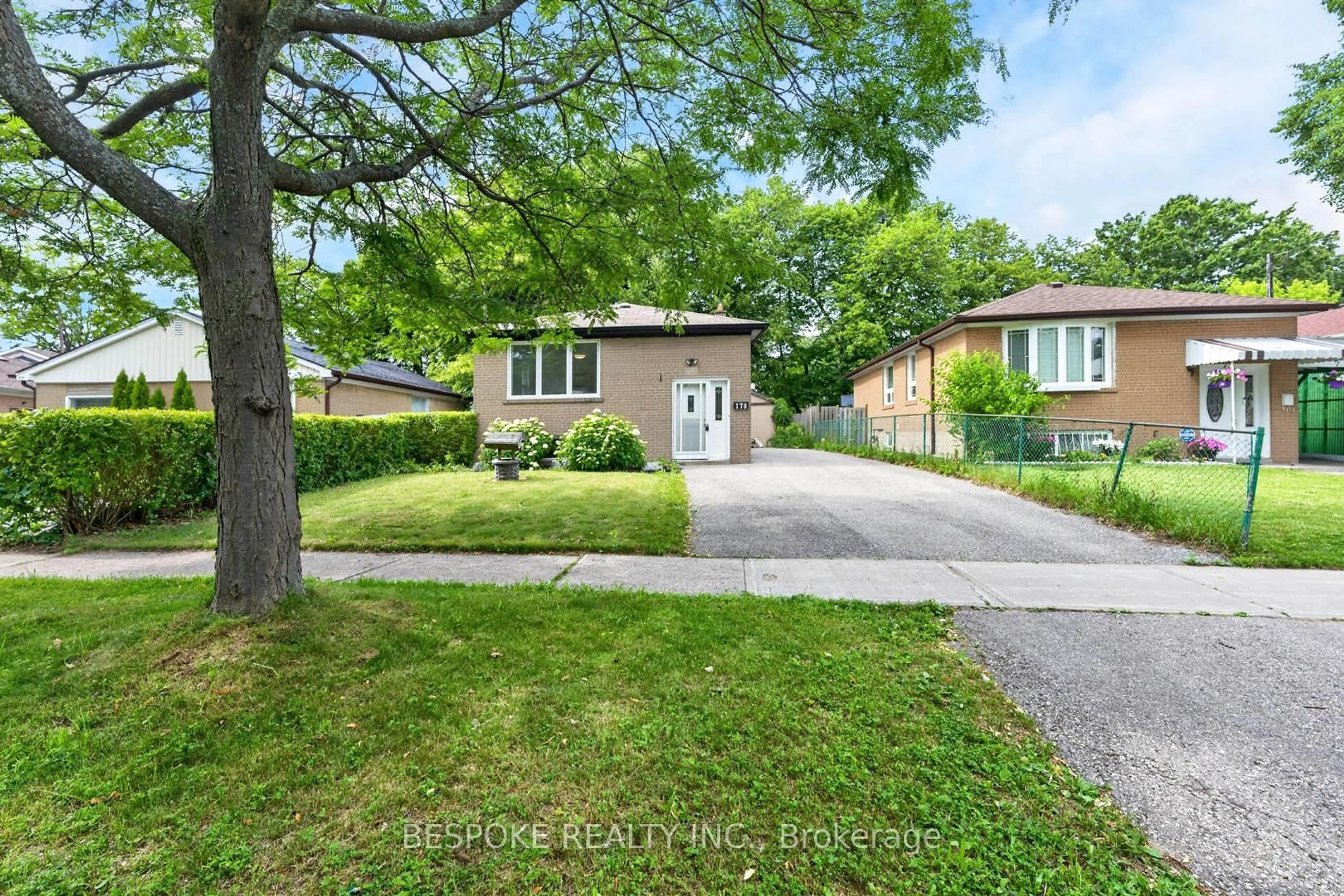 Home with brick exterior material, street for 178 Sedgemount Dr, Toronto Ontario M1H 1Y2
