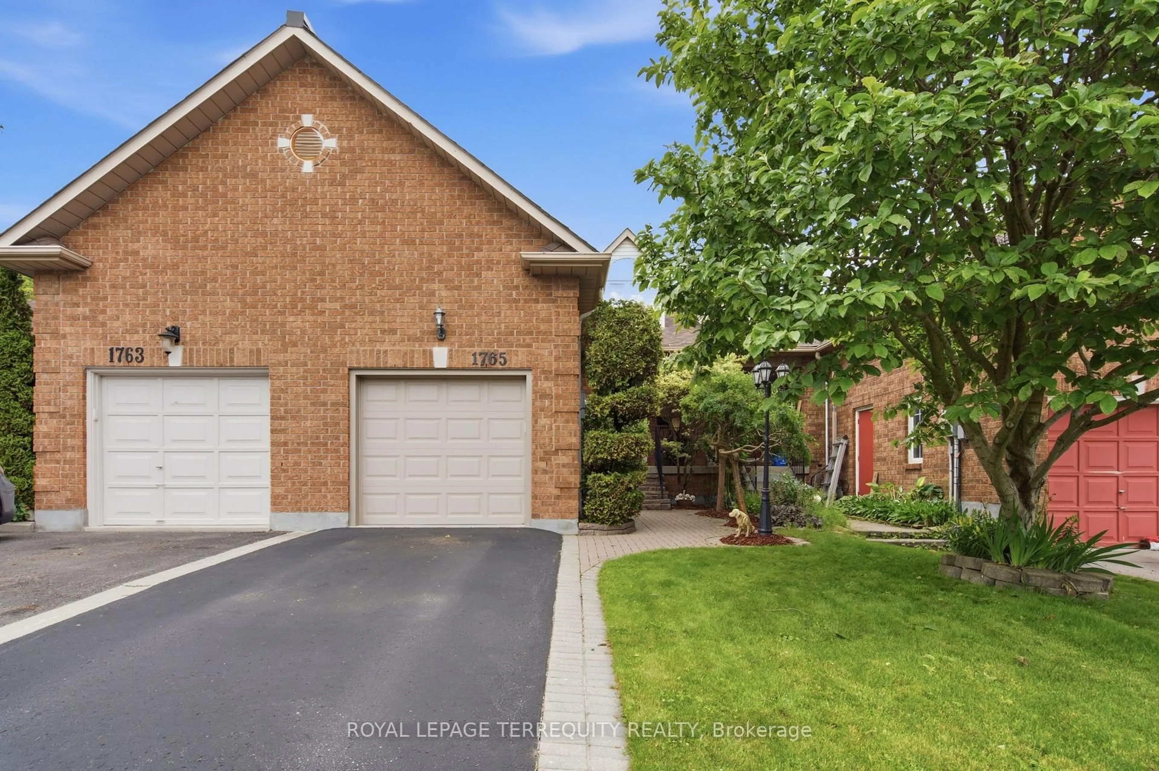 Home with brick exterior material, street for 1765 Dufferin St, Whitby Ontario L1N 1B5