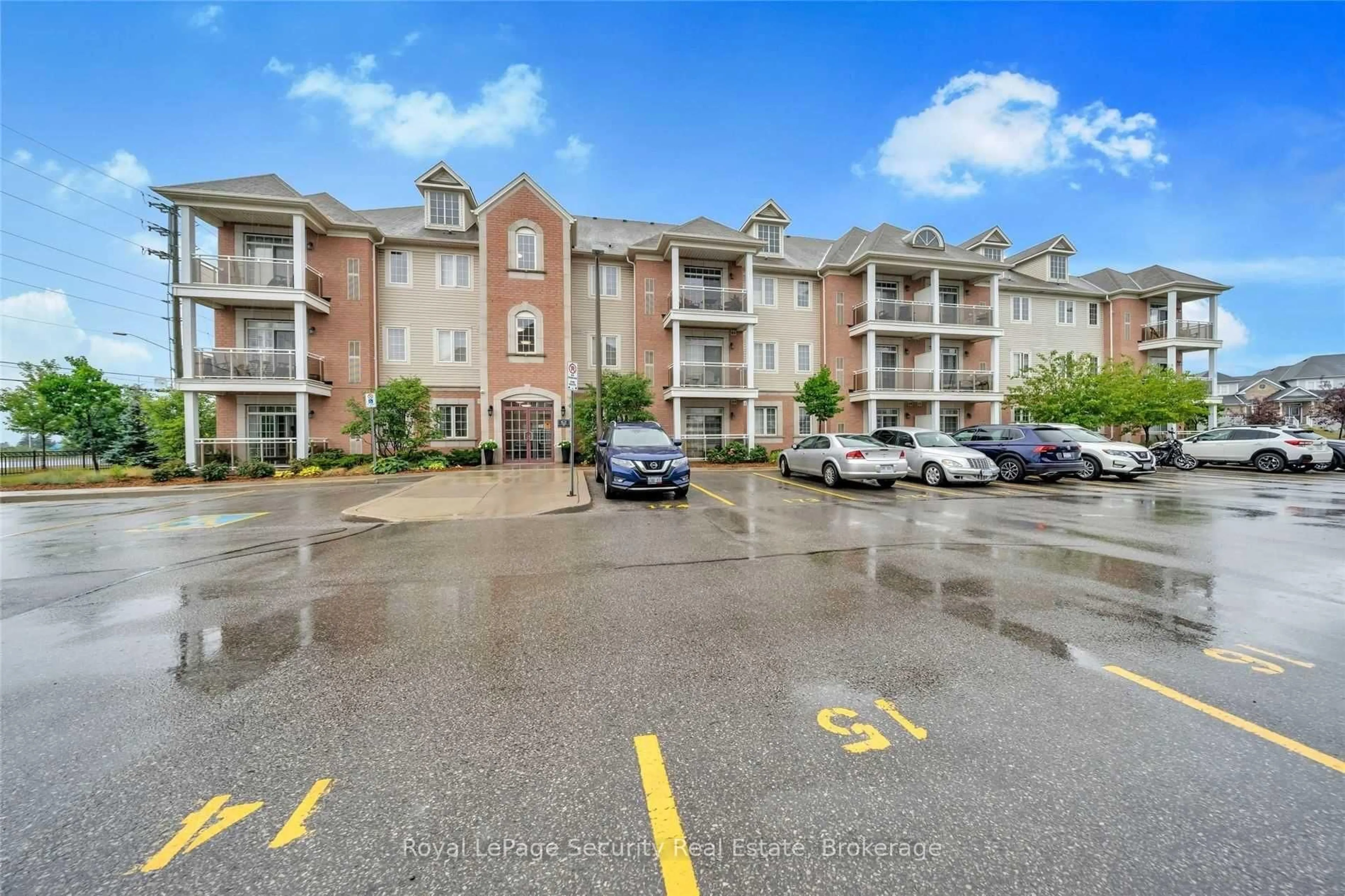 A pic from outside/outdoor area/front of a property/back of a property/a pic from drone, unknown for 52 Harvey Johnston Way #101, Whitby Ontario L1M 0J7