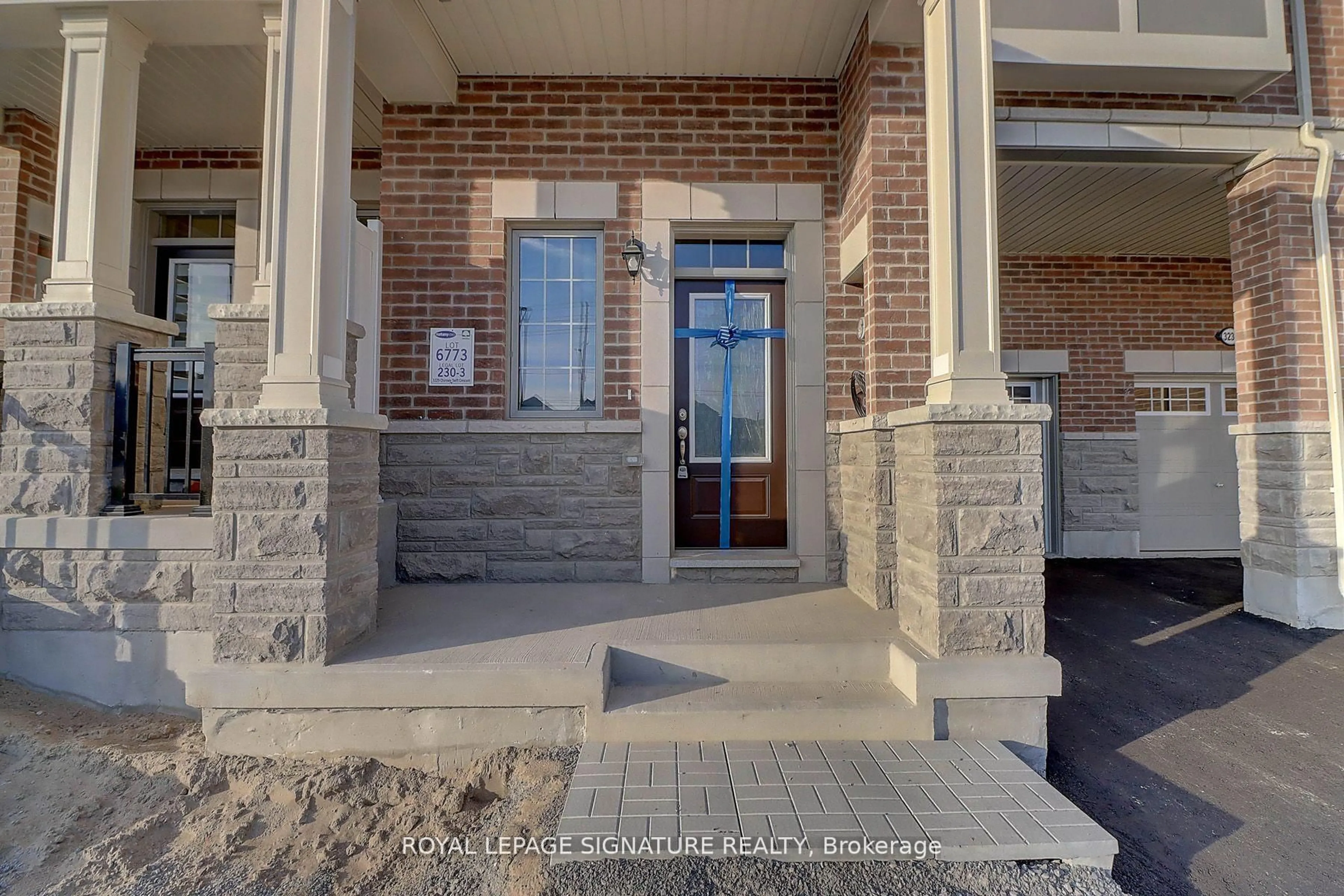 Unknown for 3229 Chimney Swift Cres, Pickering Ontario L1X 0N3