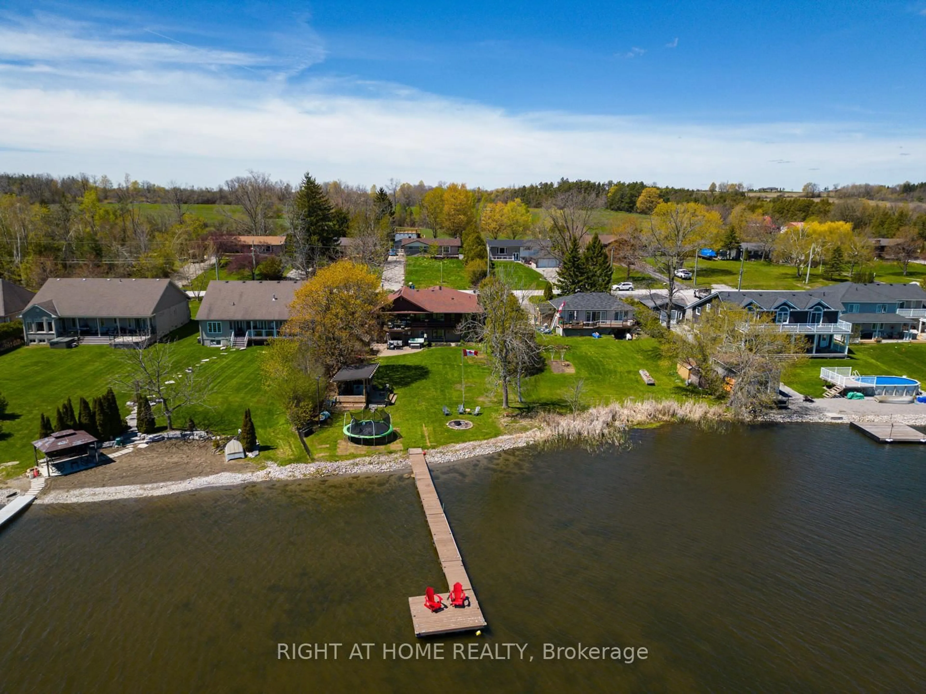 A pic from outside/outdoor area/front of a property/back of a property/a pic from drone, water/lake/river/ocean view for 77 Aldred Dr, Scugog Ontario L9L 1B4