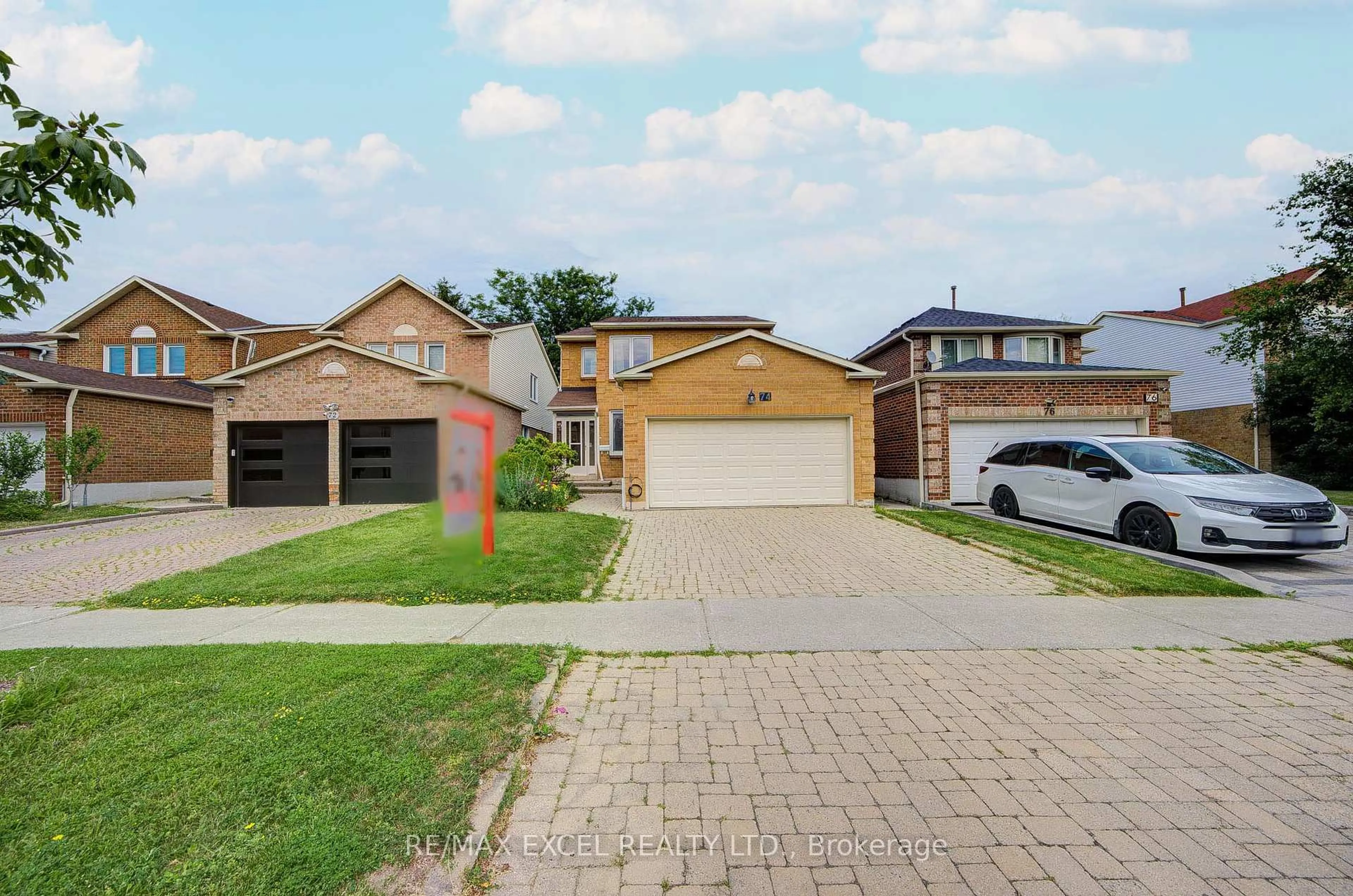 Home with brick exterior material, street for 74 Holmbush Cres, Toronto Ontario M1V 2Y9