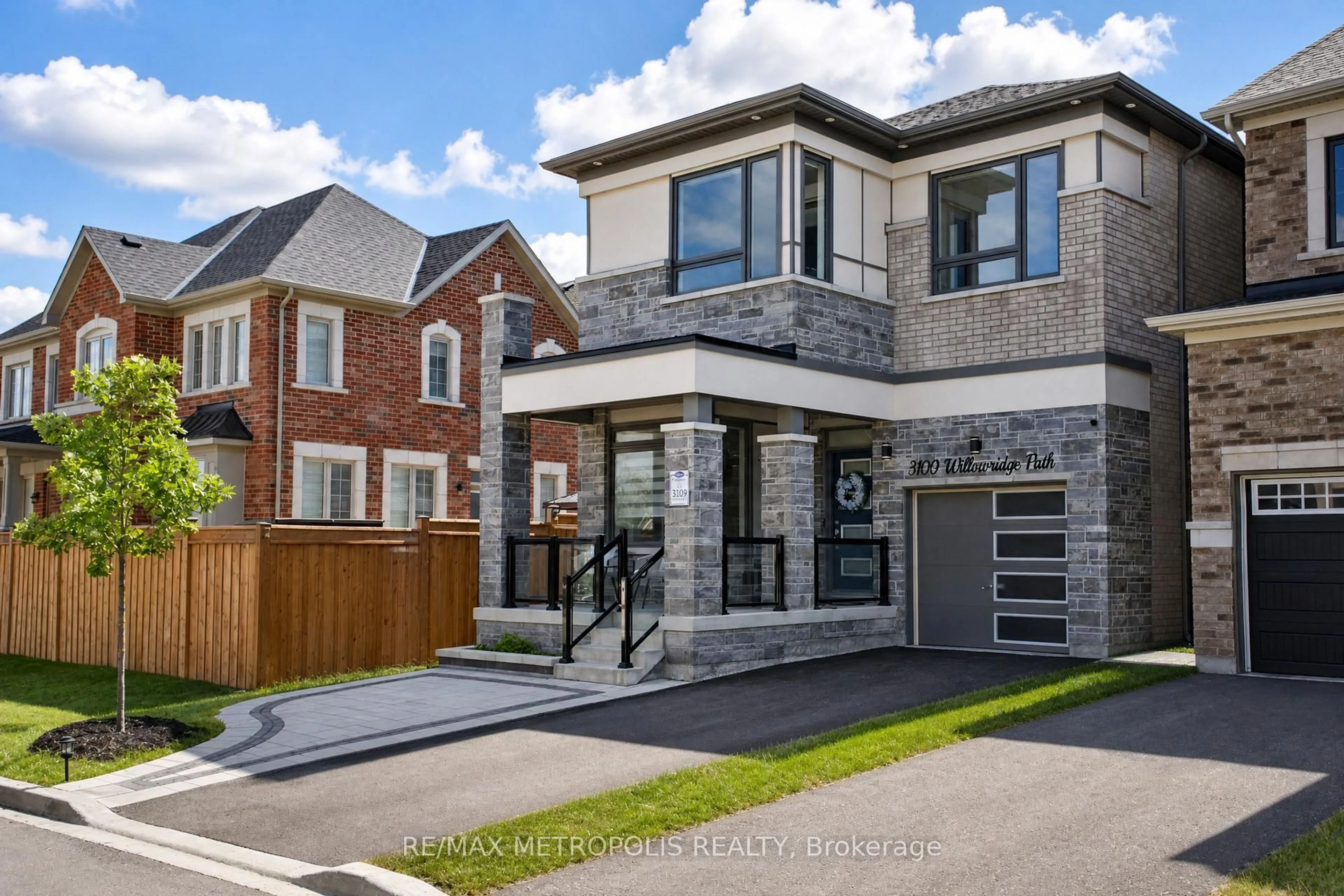 Home with brick exterior material, street for 3100 Willowridge Path, Pickering Ontario L1X 0N5